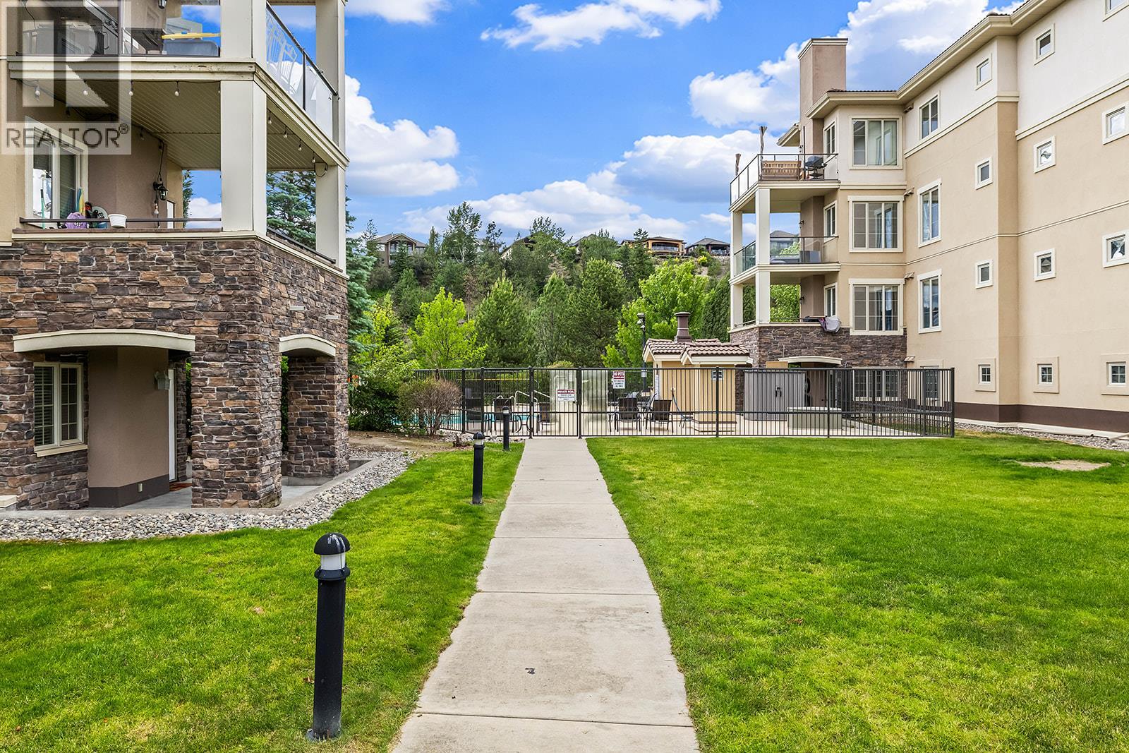 1873 Country Club Drive Unit# 2221, Kelowna, British Columbia  V1V 2W6 - Photo 36 - 10391123