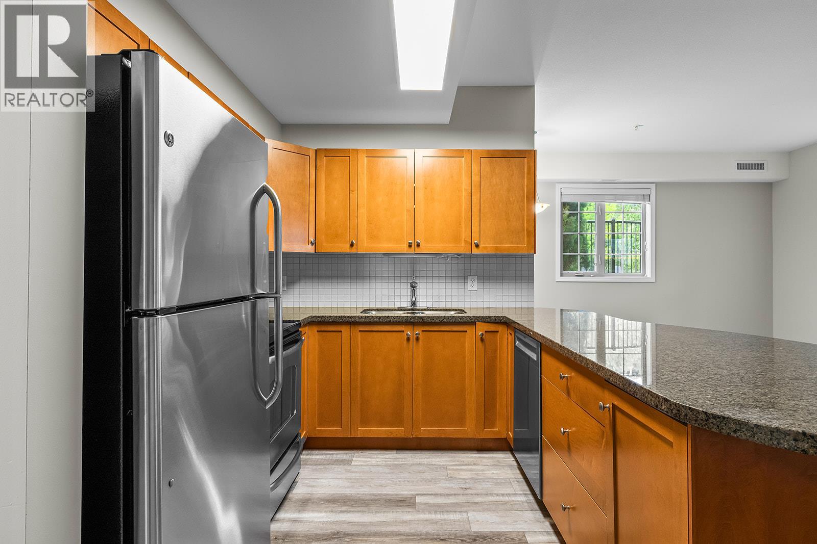 1873 Country Club Drive Unit# 2221, Kelowna, British Columbia  V1V 2W6 - Photo 8 - 10391123