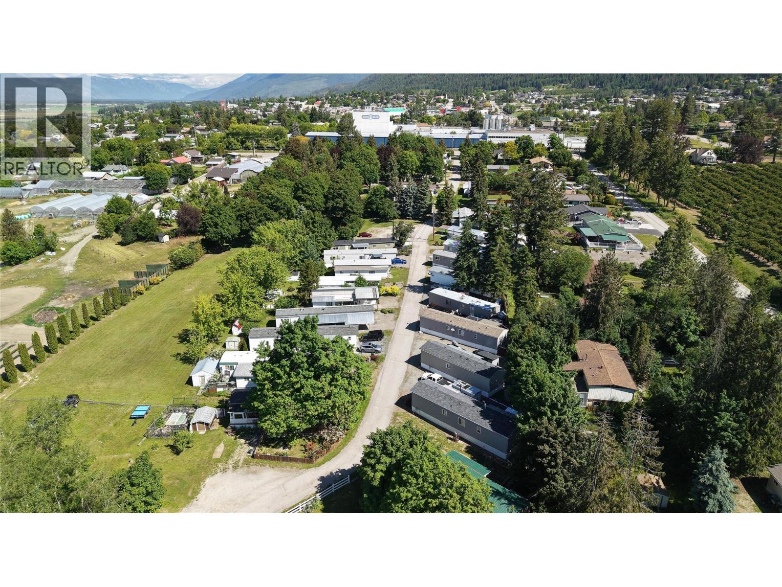 1409 Erickson Road, Creston, British Columbia  V0B 1G1 - Photo 10 - 10390771