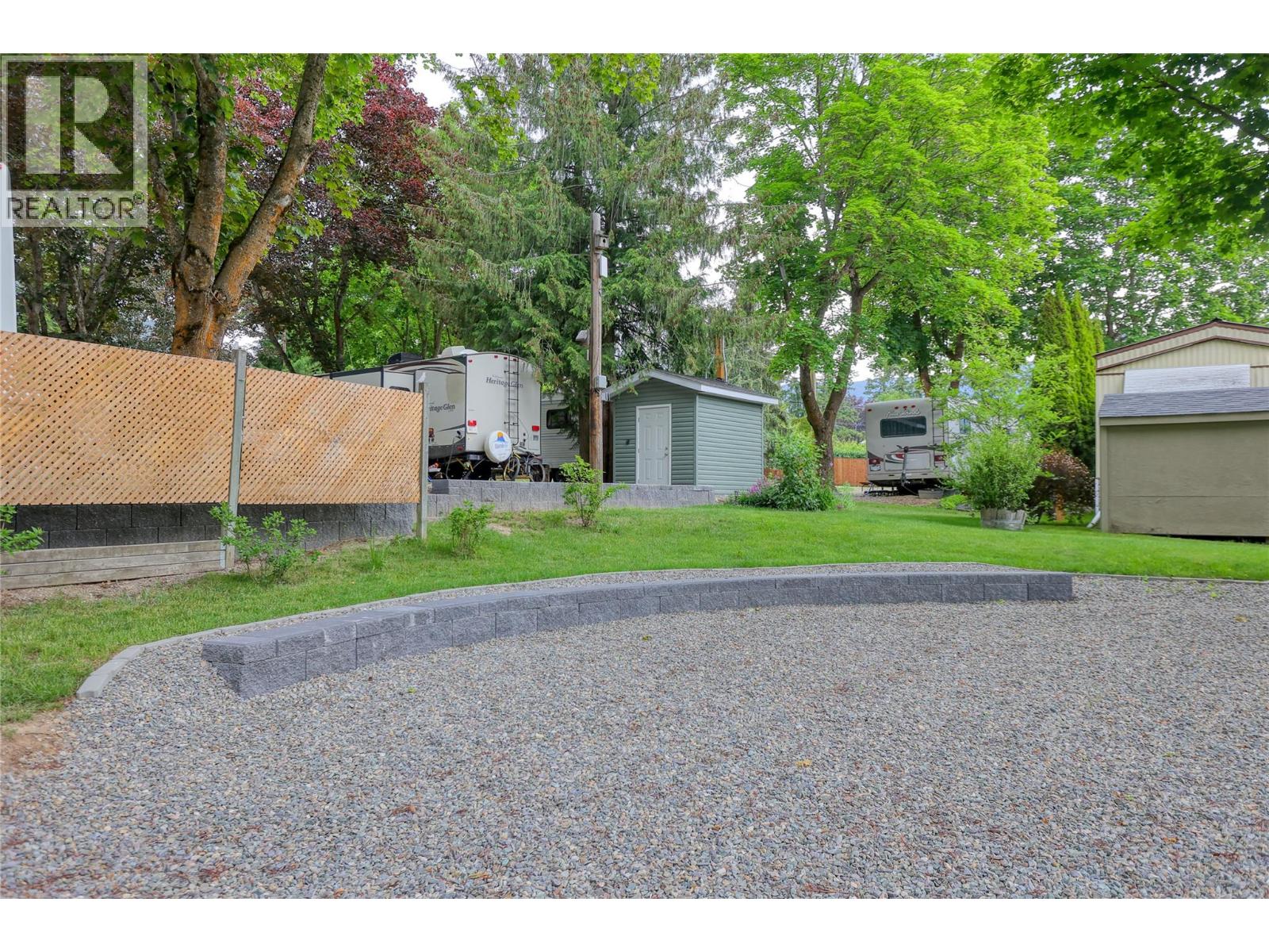 1409 Erickson Road, Creston, British Columbia  V0B 1G1 - Photo 37 - 10390771