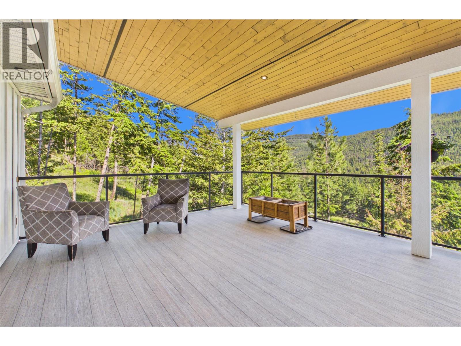 6210 33 Highway E, Kelowna, British Columbia  V1P 1H8 - Photo 28 - 10389893