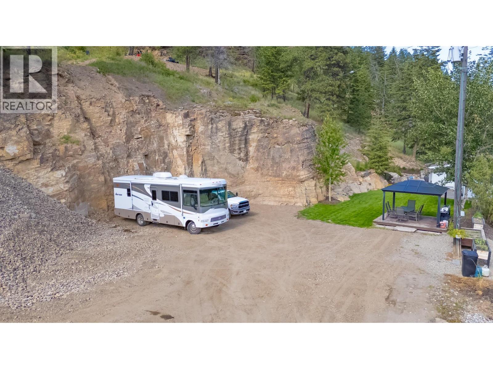 6210 33 Highway E, Kelowna, British Columbia  V1P 1H8 - Photo 6 - 10389893