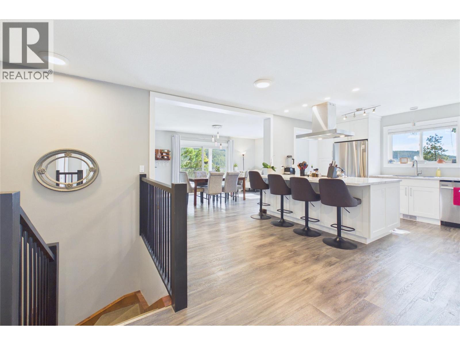 6210 33 Highway E, Kelowna, British Columbia  V1P 1H8 - Photo 8 - 10389893