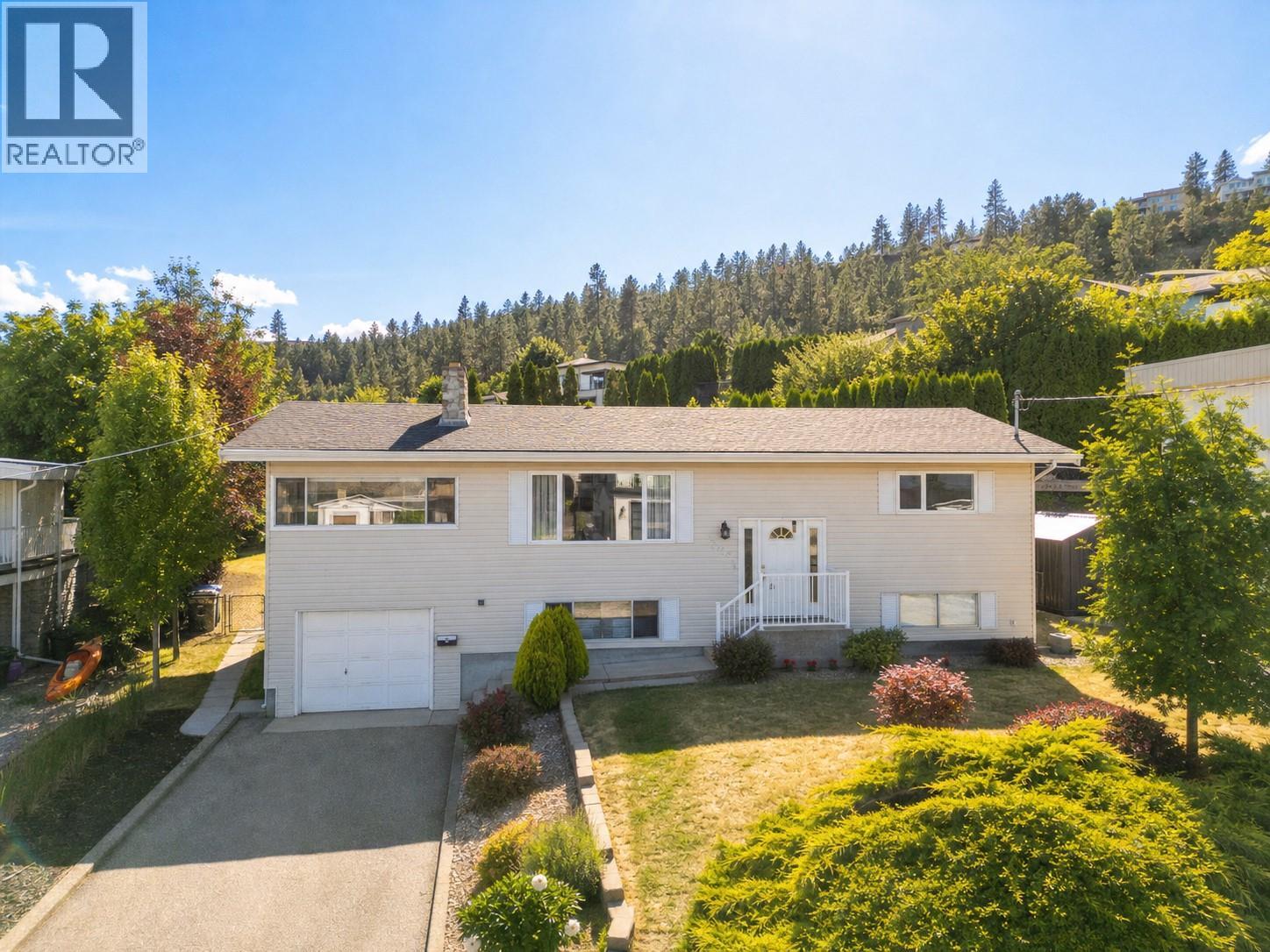 2612 Casa Loma Road, West Kelowna, British Columbia  V1Z 1T5 - Photo 1 - 10391501
