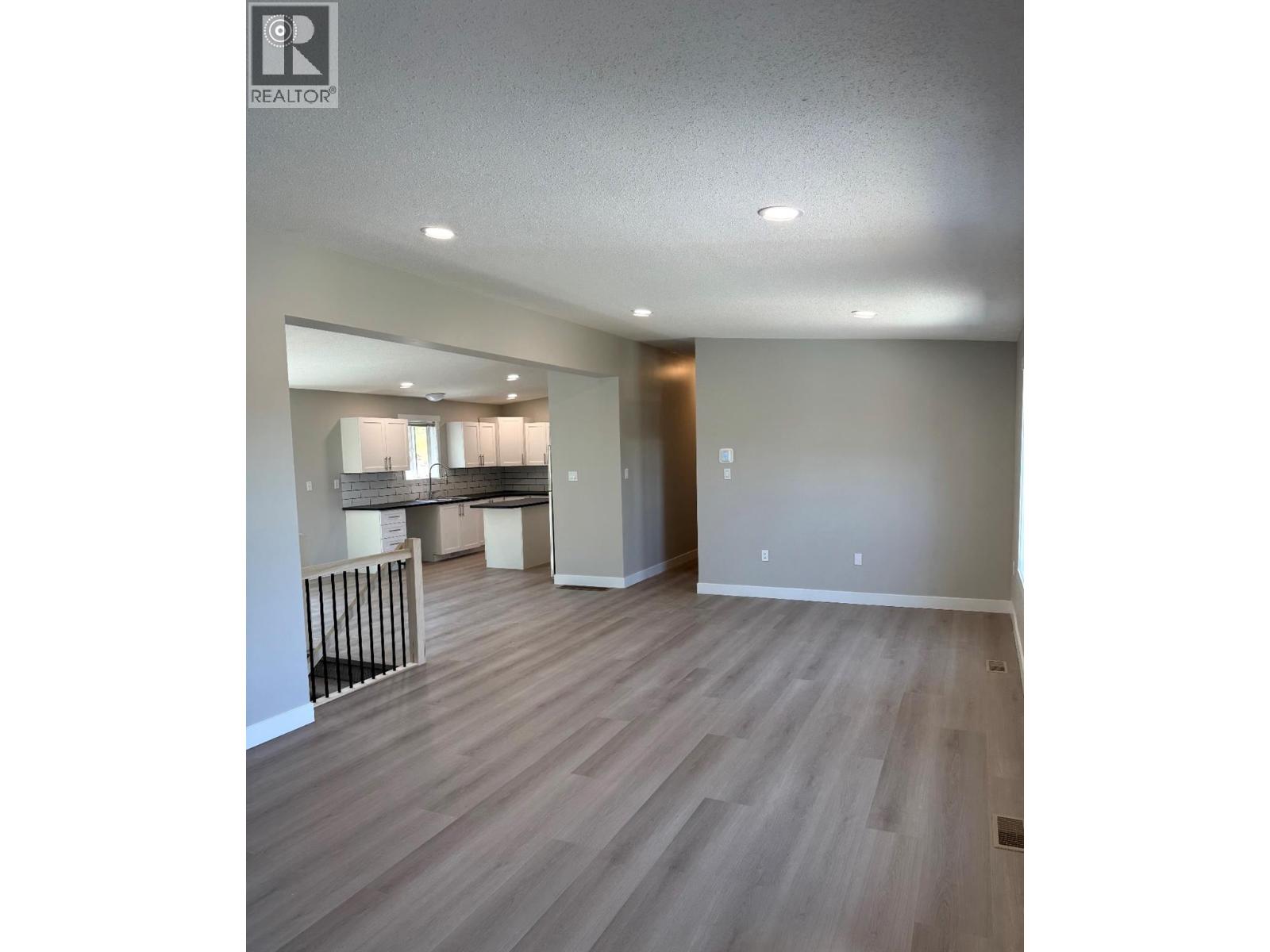 7932 Alpine Road, Kelowna, British Columbia  V1Z 3V4 - Photo 12 - 10391448