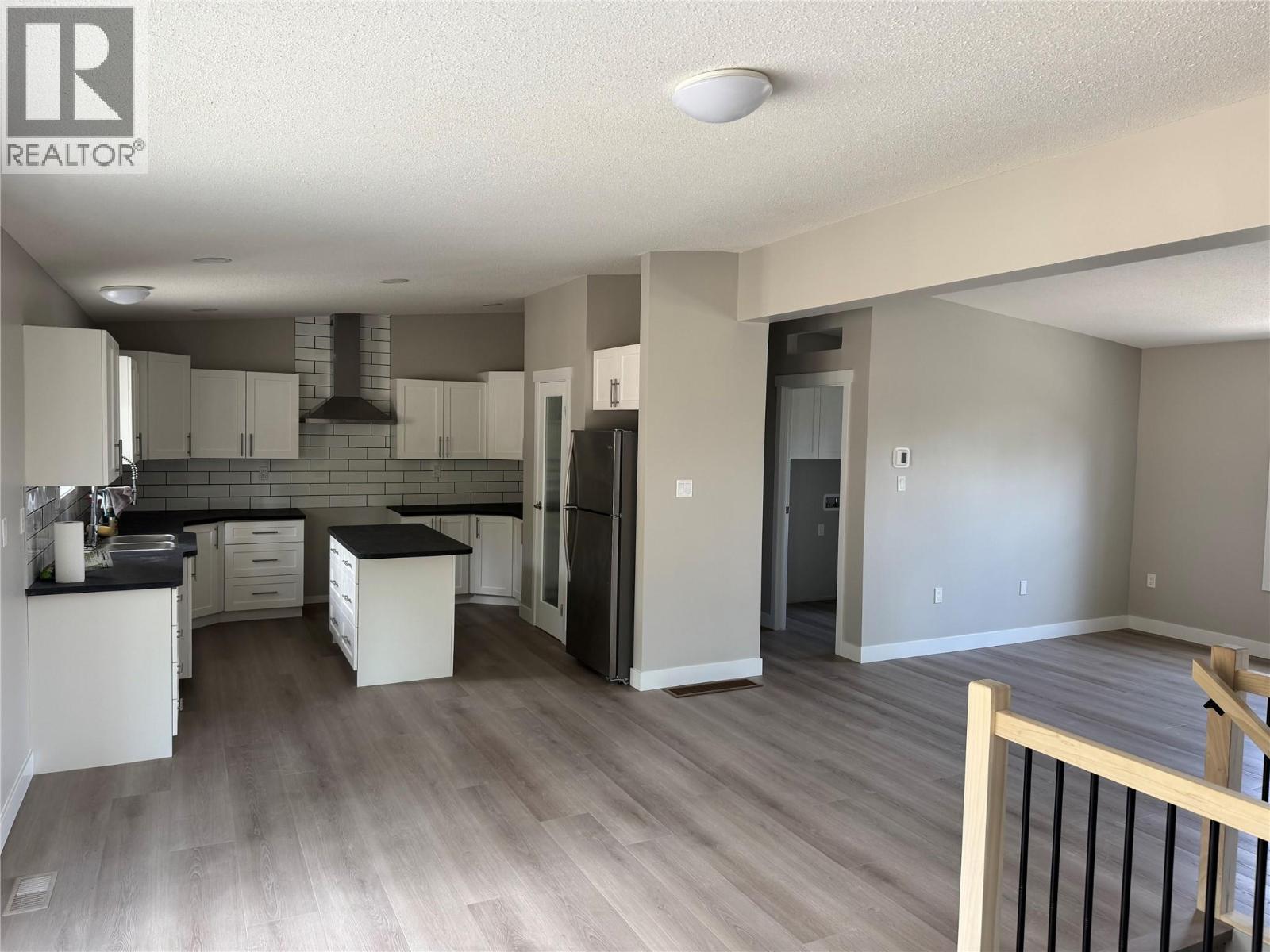 7932 Alpine Road, Kelowna, British Columbia  V1Z 3V4 - Photo 6 - 10391448