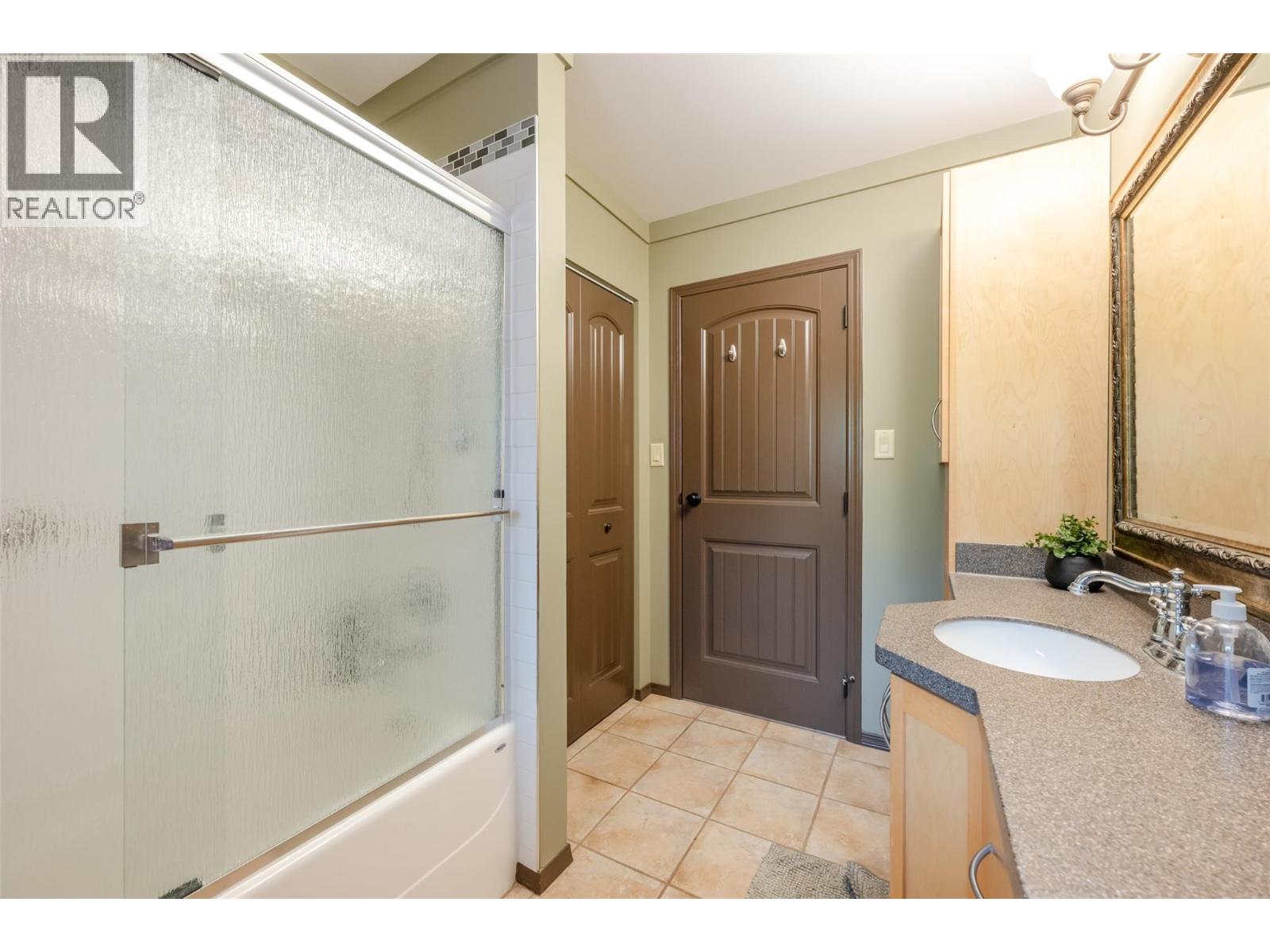100 St. Andrews Drive, Kaleden, British Columbia  V0H 1K0 - Photo 29 - 10391352