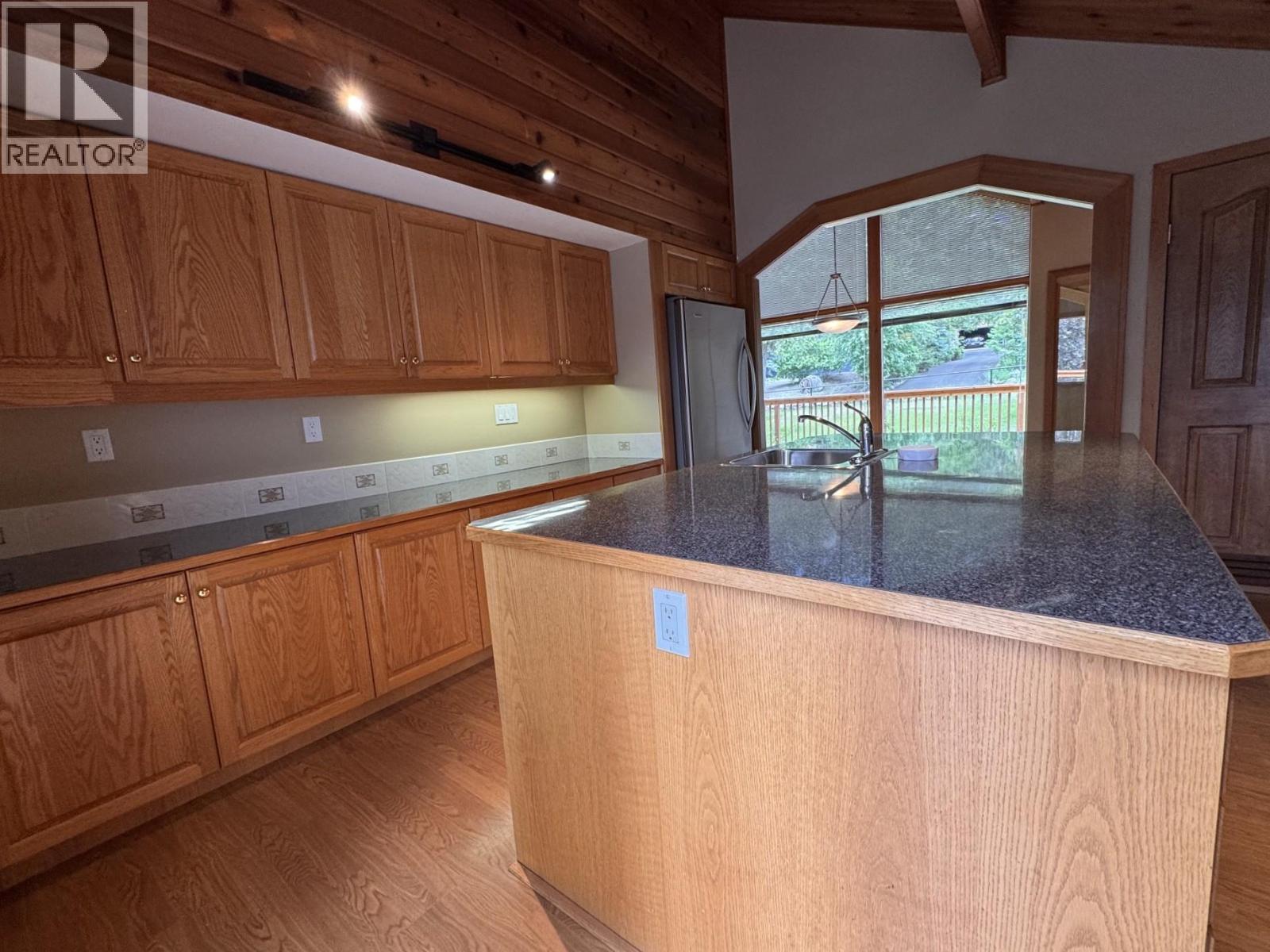 5007 Fairmont Close, Fairmont Hot Springs, British Columbia  V0B 1L1 - Photo 10 - 10391401