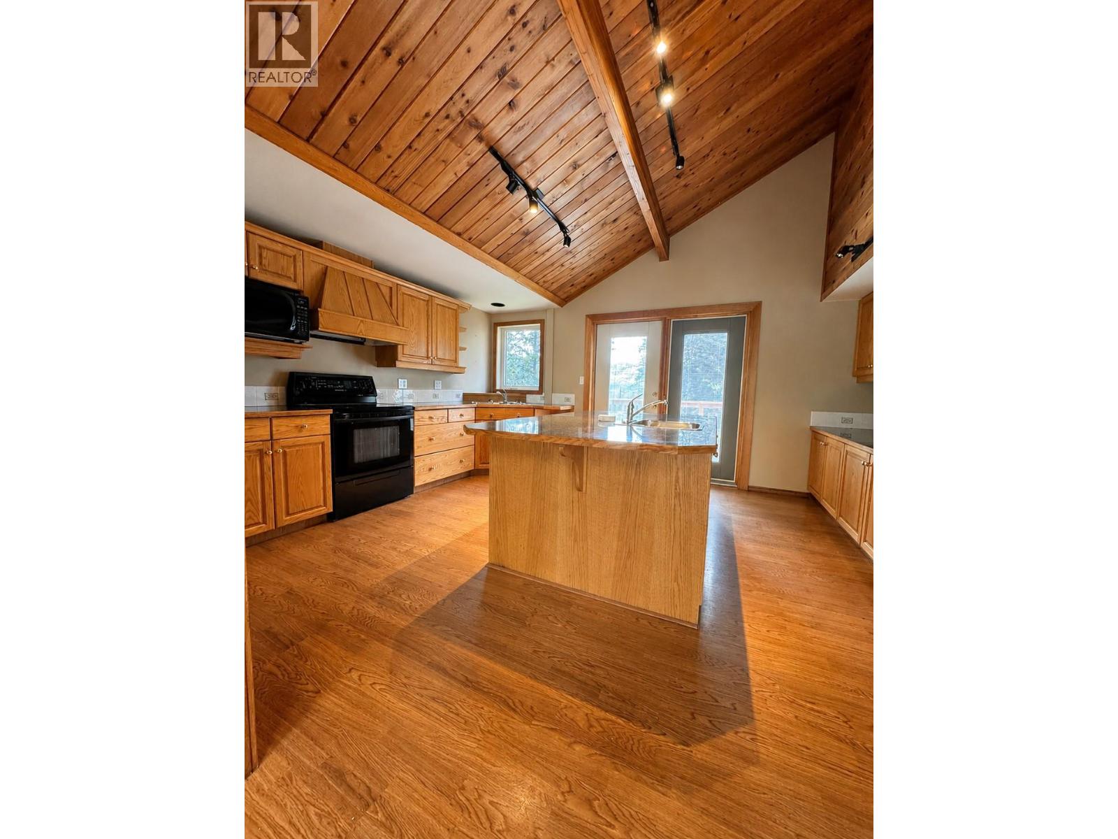 5007 Fairmont Close, Fairmont Hot Springs, British Columbia  V0B 1L1 - Photo 11 - 10391401