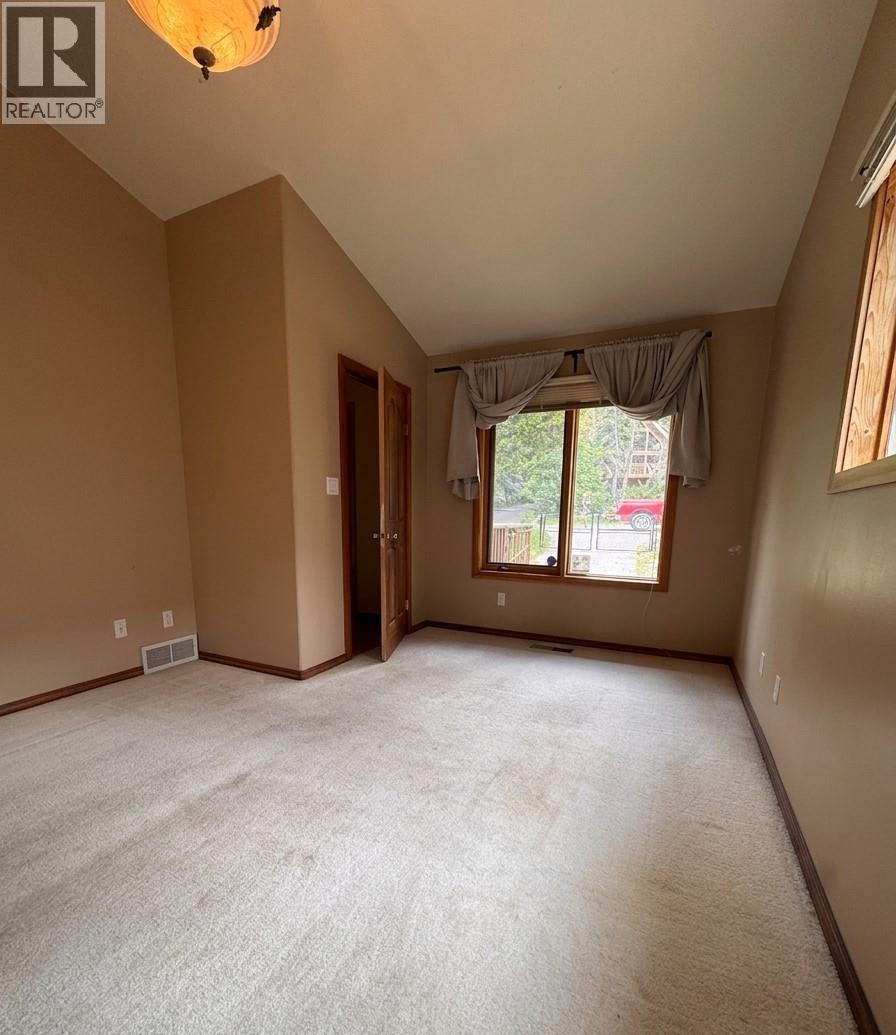 5007 Fairmont Close, Fairmont Hot Springs, British Columbia  V0B 1L1 - Photo 15 - 10391401