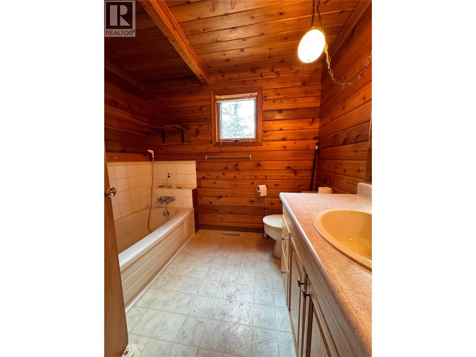 5007 Fairmont Close, Fairmont Hot Springs, British Columbia  V0B 1L1 - Photo 17 - 10391401