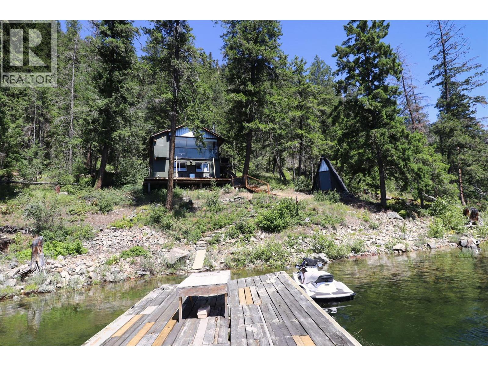 3872 Point Road, Chase, British Columbia  V0E 1M0 - Photo 12 - 10391606
