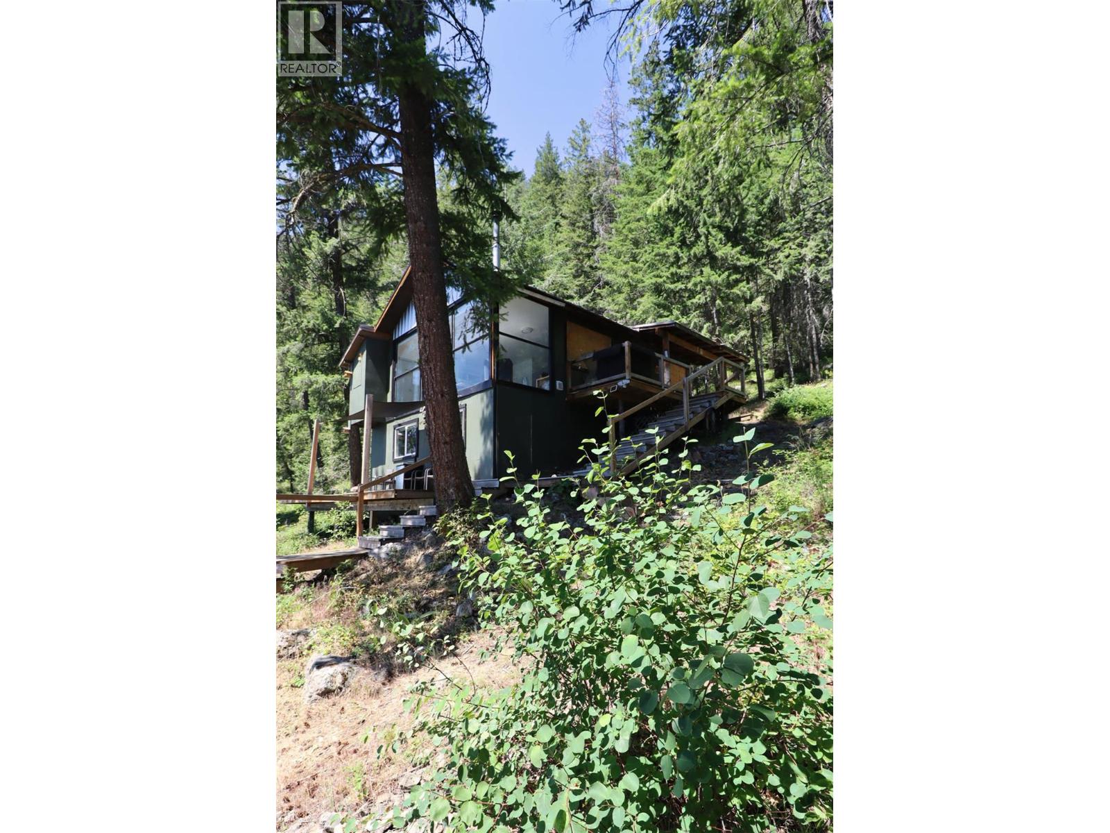 3872 Point Road, Chase, British Columbia  V0E 1M0 - Photo 13 - 10391606