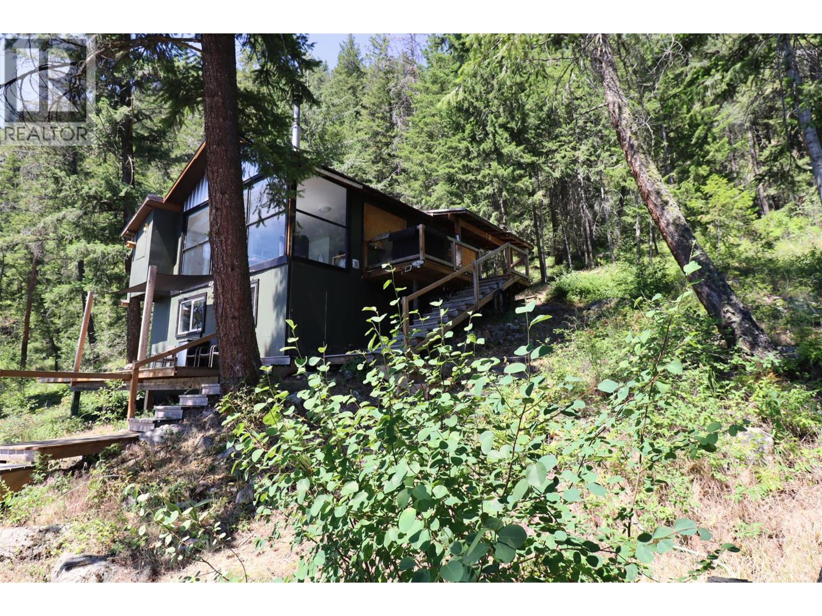 3872 Point Road, Chase, British Columbia  V0E 1M0 - Photo 14 - 10391606