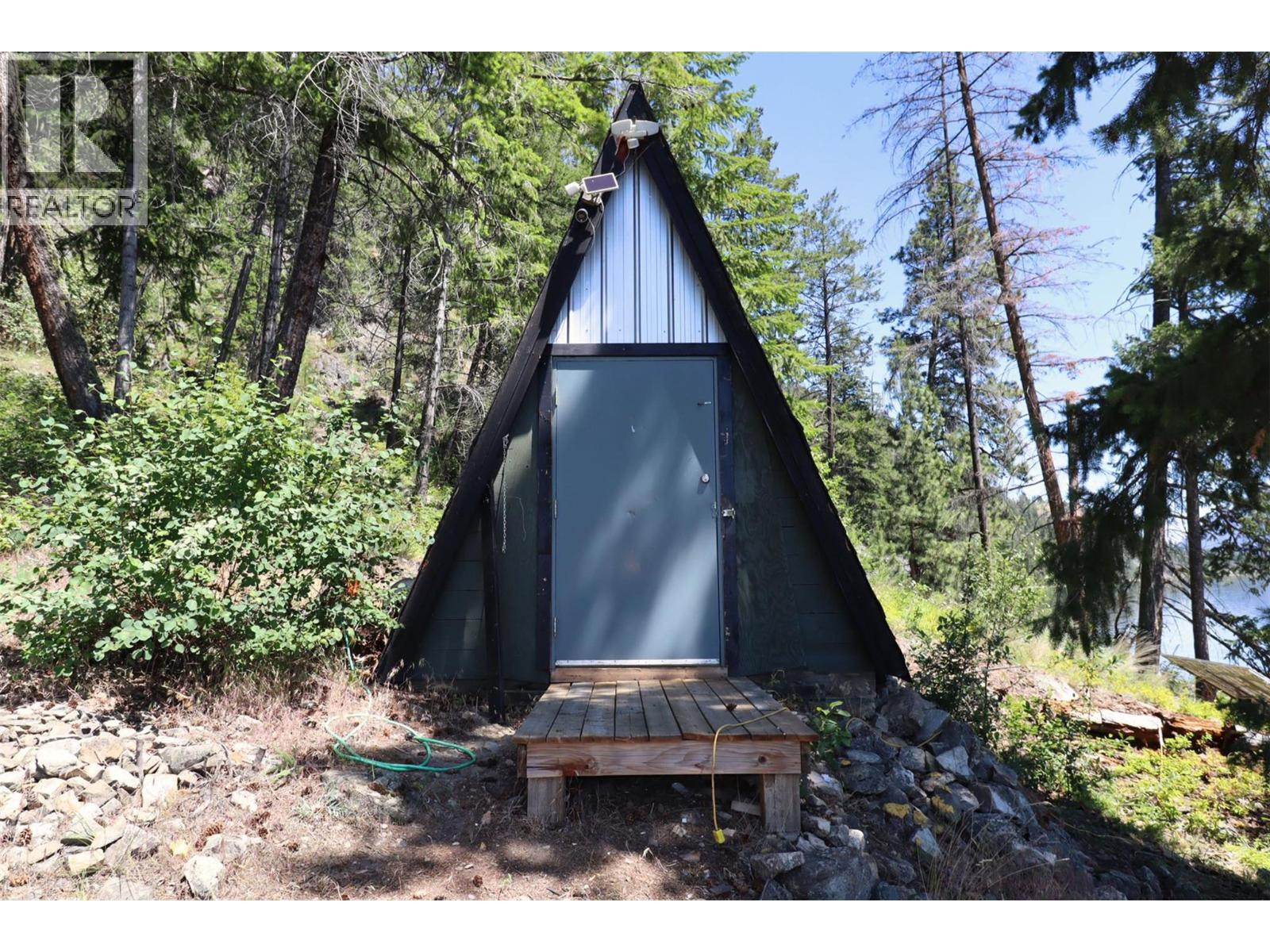3872 Point Road, Chase, British Columbia  V0E 1M0 - Photo 17 - 10391606