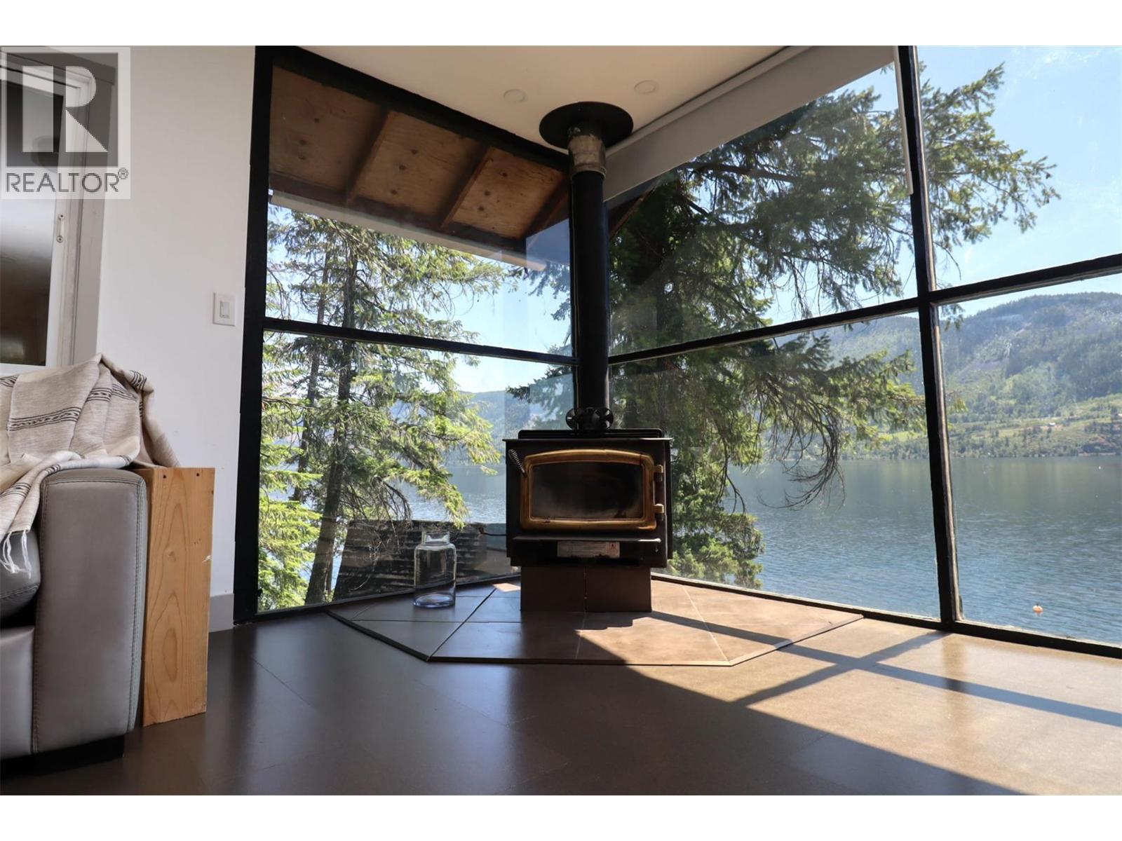 3872 Point Road, Chase, British Columbia  V0E 1M0 - Photo 28 - 10391606