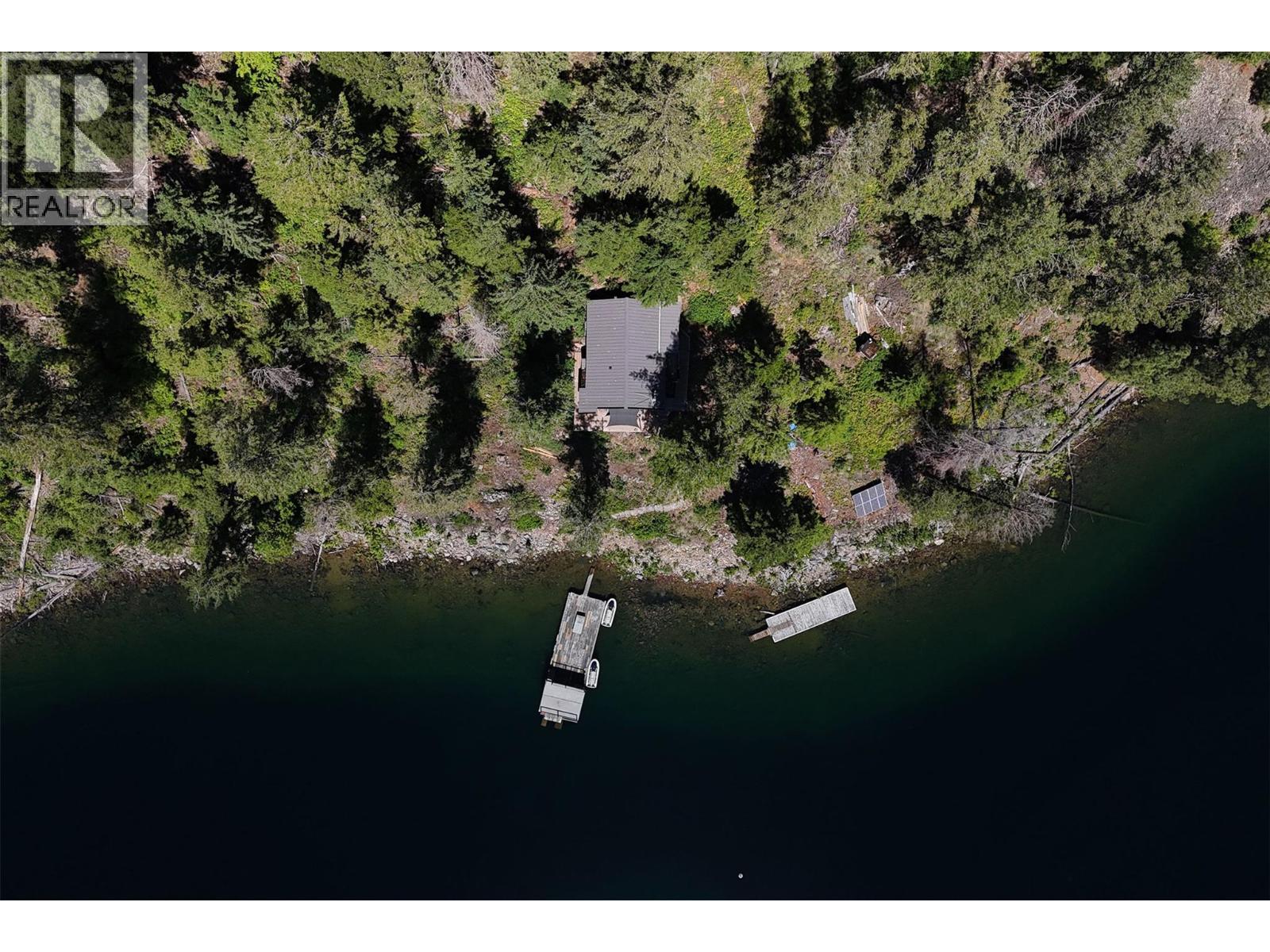3872 Point Road, Chase, British Columbia  V0E 1M0 - Photo 6 - 10391606