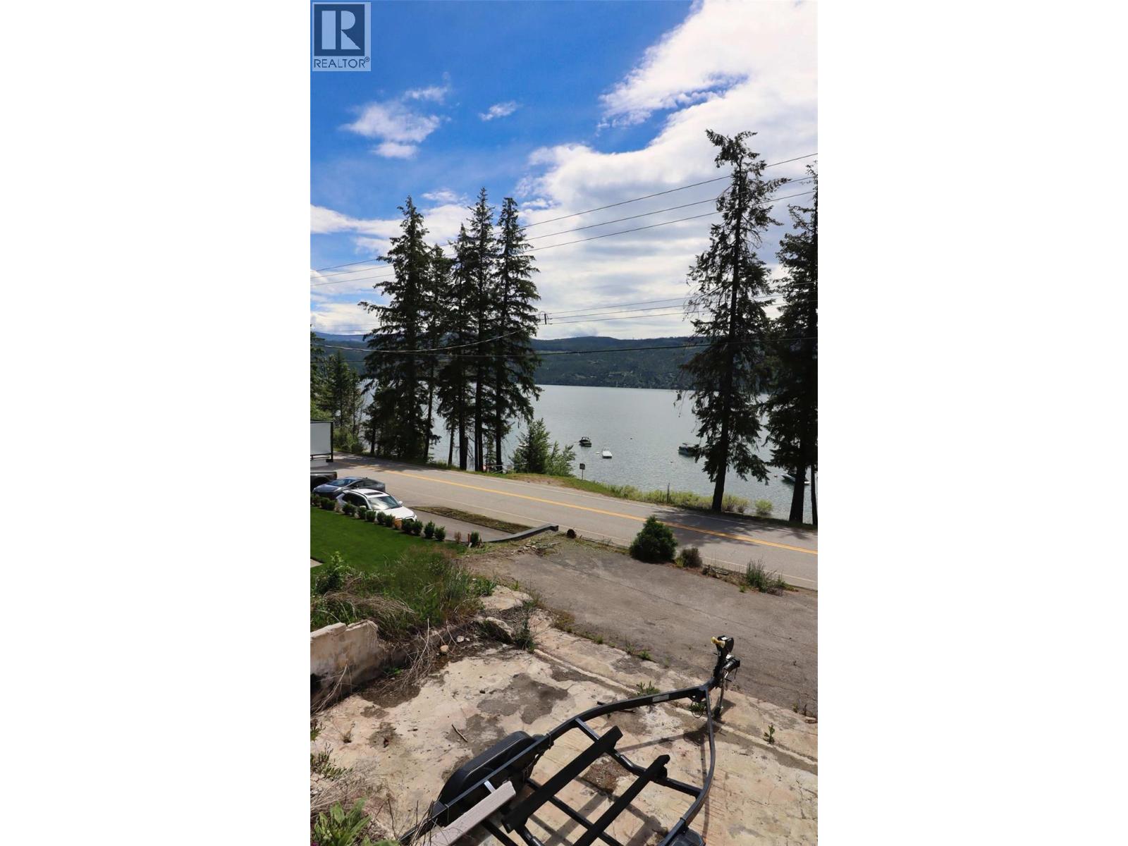 5185 Squilax Anglemont Road, Celista, British Columbia  V0E 1M6 - Photo 19 - 10390856