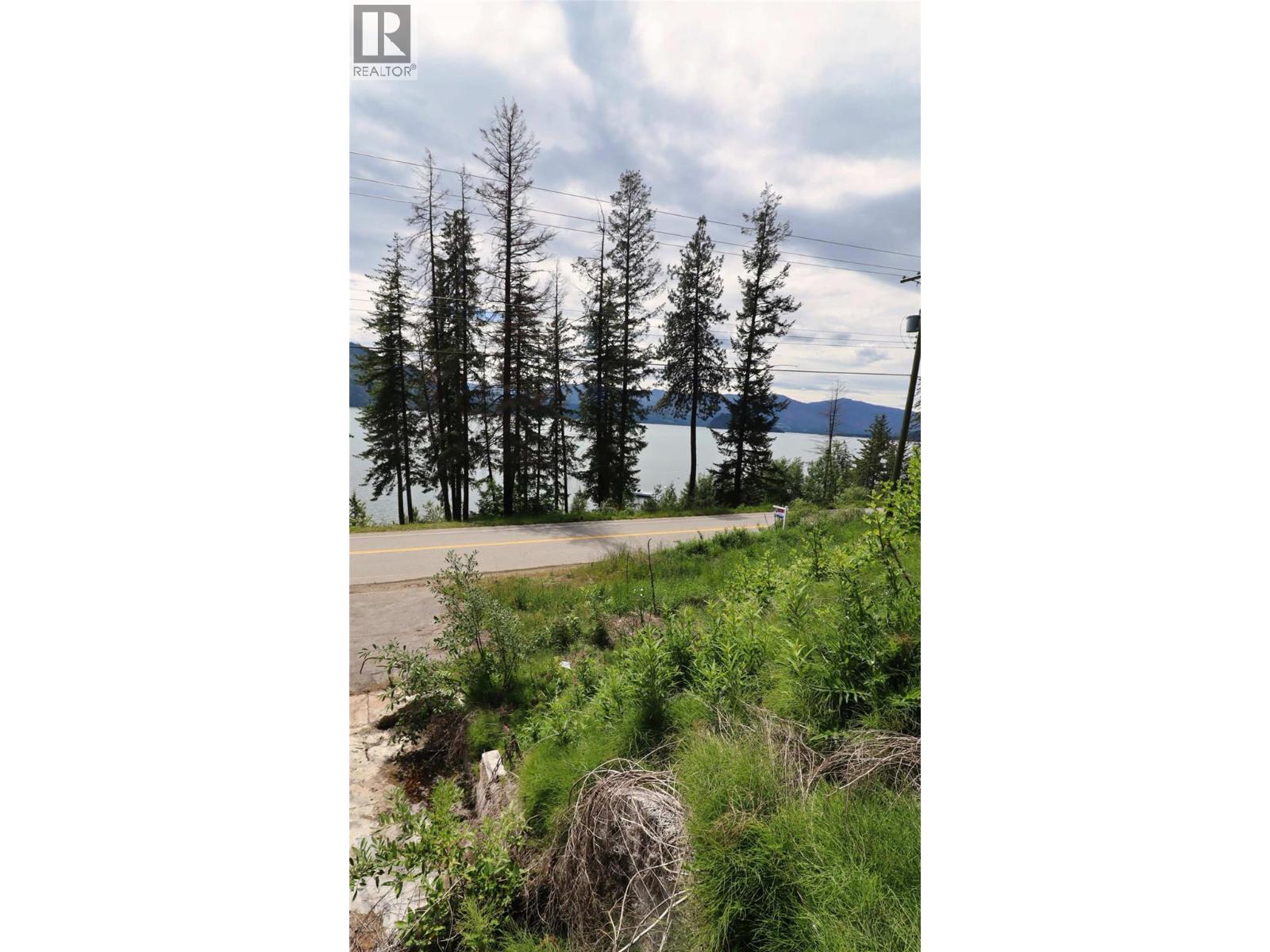 5185 Squilax Anglemont Road, Celista, British Columbia  V0E 1M6 - Photo 20 - 10390856