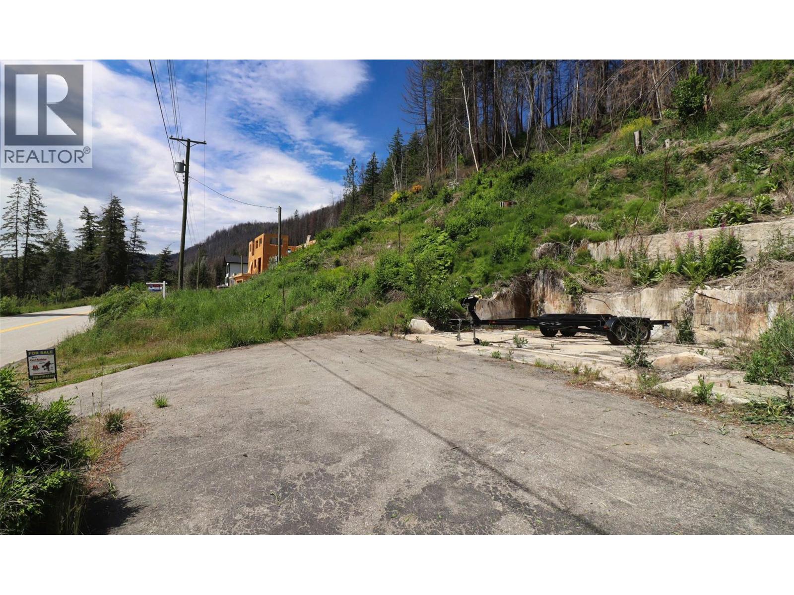 5185 Squilax Anglemont Road, Celista, British Columbia  V0E 1M6 - Photo 21 - 10390856