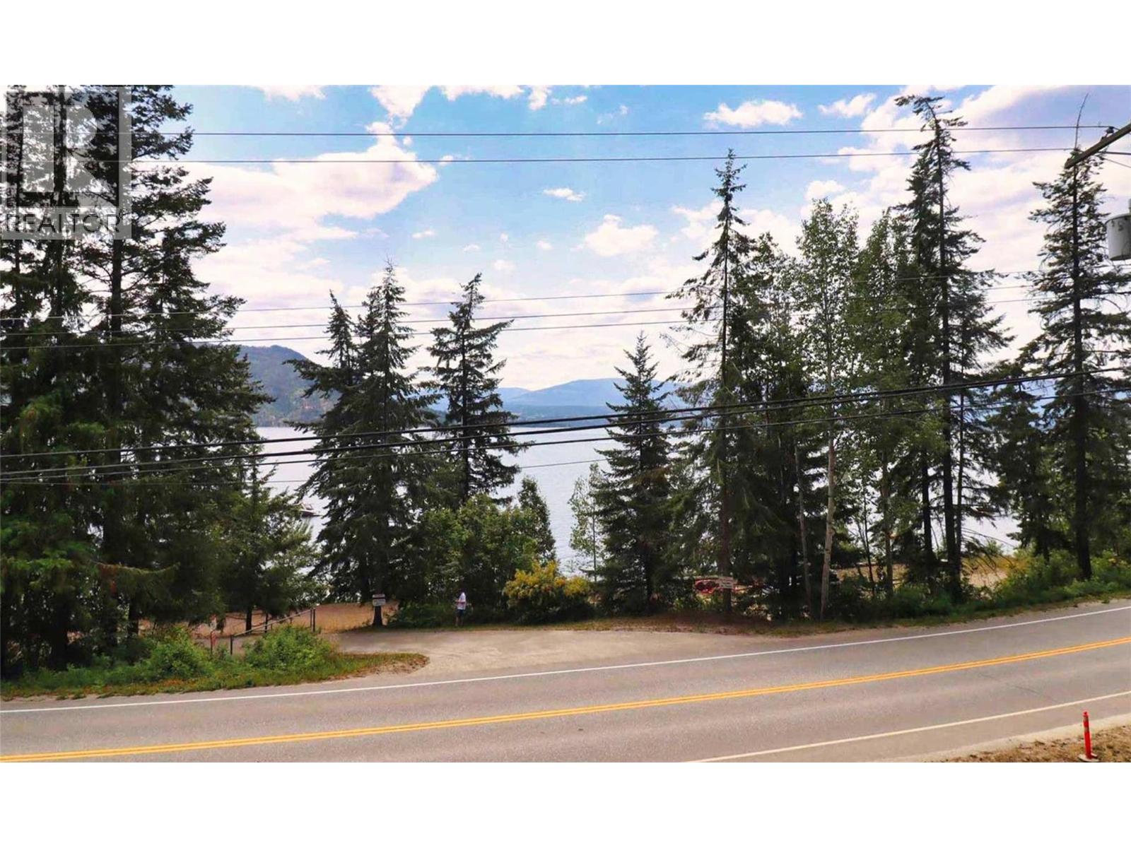 5185 Squilax Anglemont Road, Celista, British Columbia  V0E 1M6 - Photo 23 - 10390856