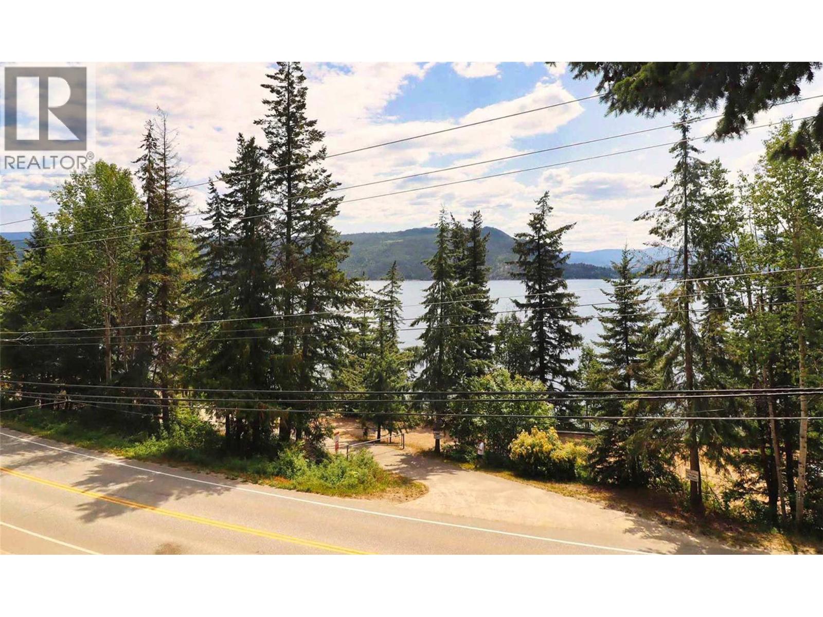 5185 Squilax Anglemont Road, Celista, British Columbia  V0E 1M6 - Photo 26 - 10390856