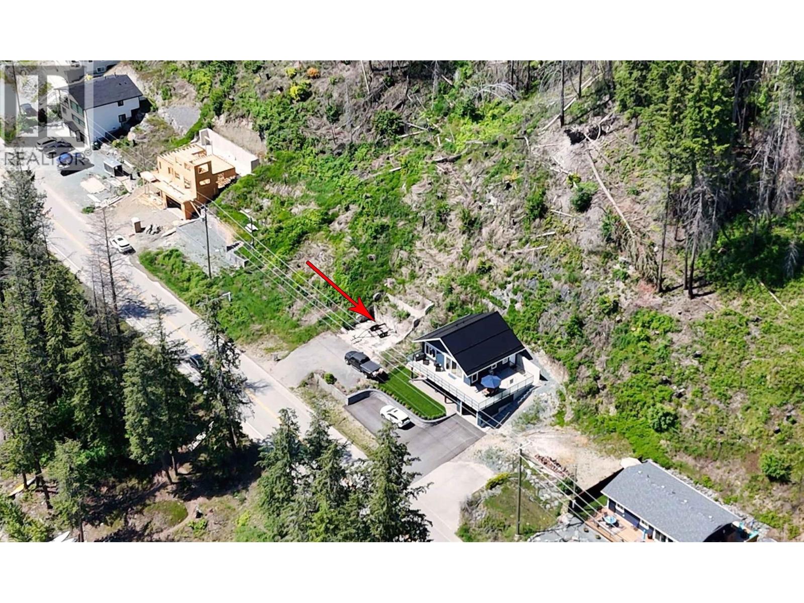 5185 Squilax Anglemont Road, Celista, British Columbia  V0E 1M6 - Photo 29 - 10390856