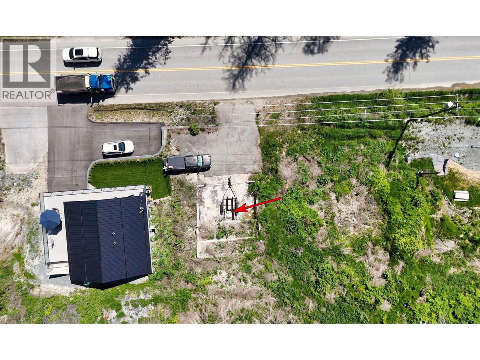 5185 Squilax Anglemont Road, Celista, British Columbia  V0E 1M6 - Photo 30 - 10390856