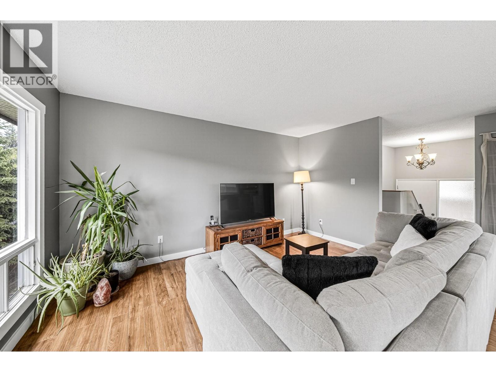 910 Alpine Way, Elkford, British Columbia  V0B 1H0 - Photo 20 - 10389724