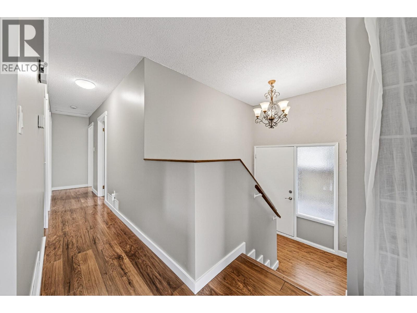 910 Alpine Way, Elkford, British Columbia  V0B 1H0 - Photo 34 - 10389724