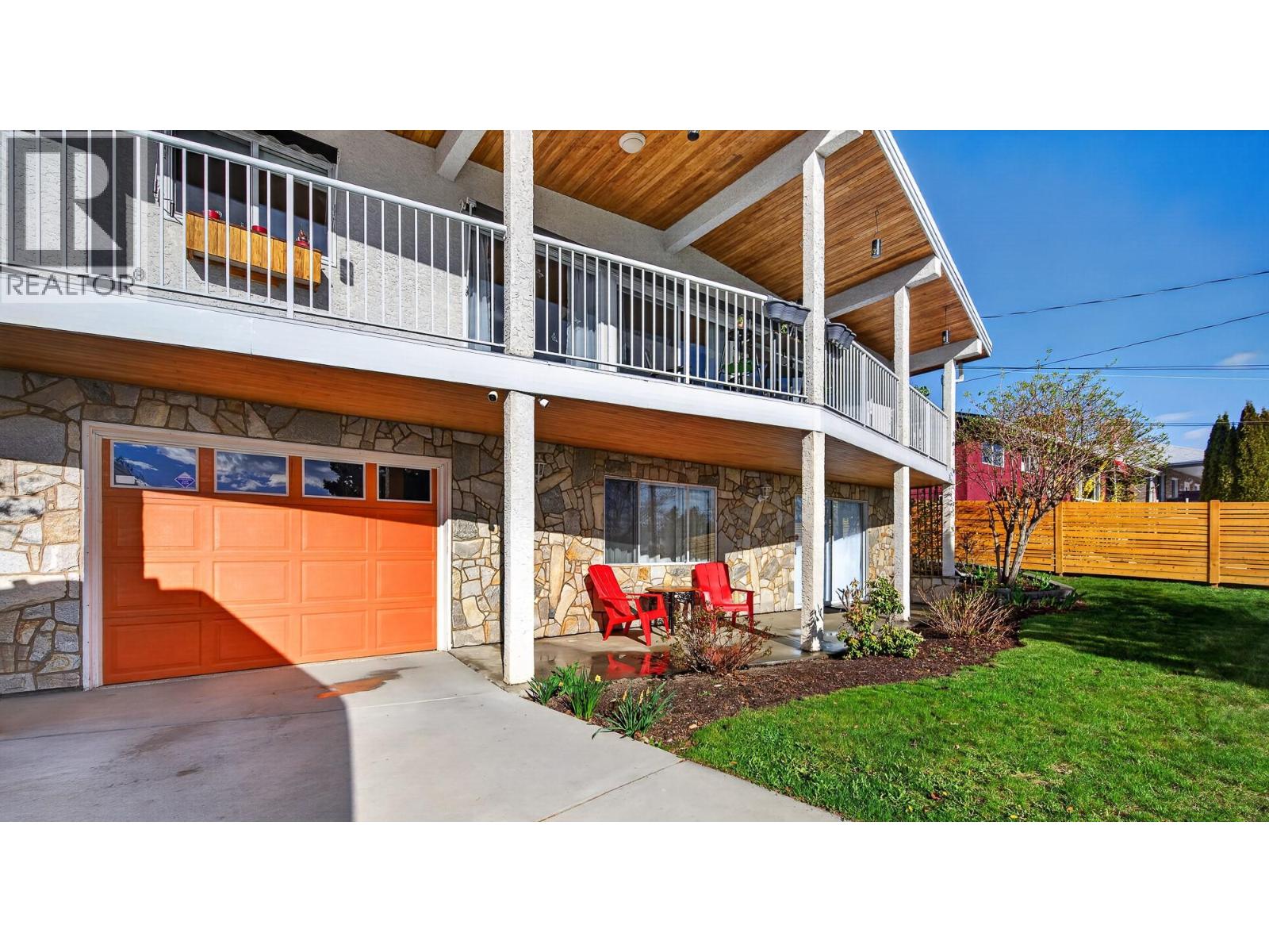 3716 Salloum Road, West Kelowna, British Columbia  V4T 1E5 - Photo 2 - 10391579