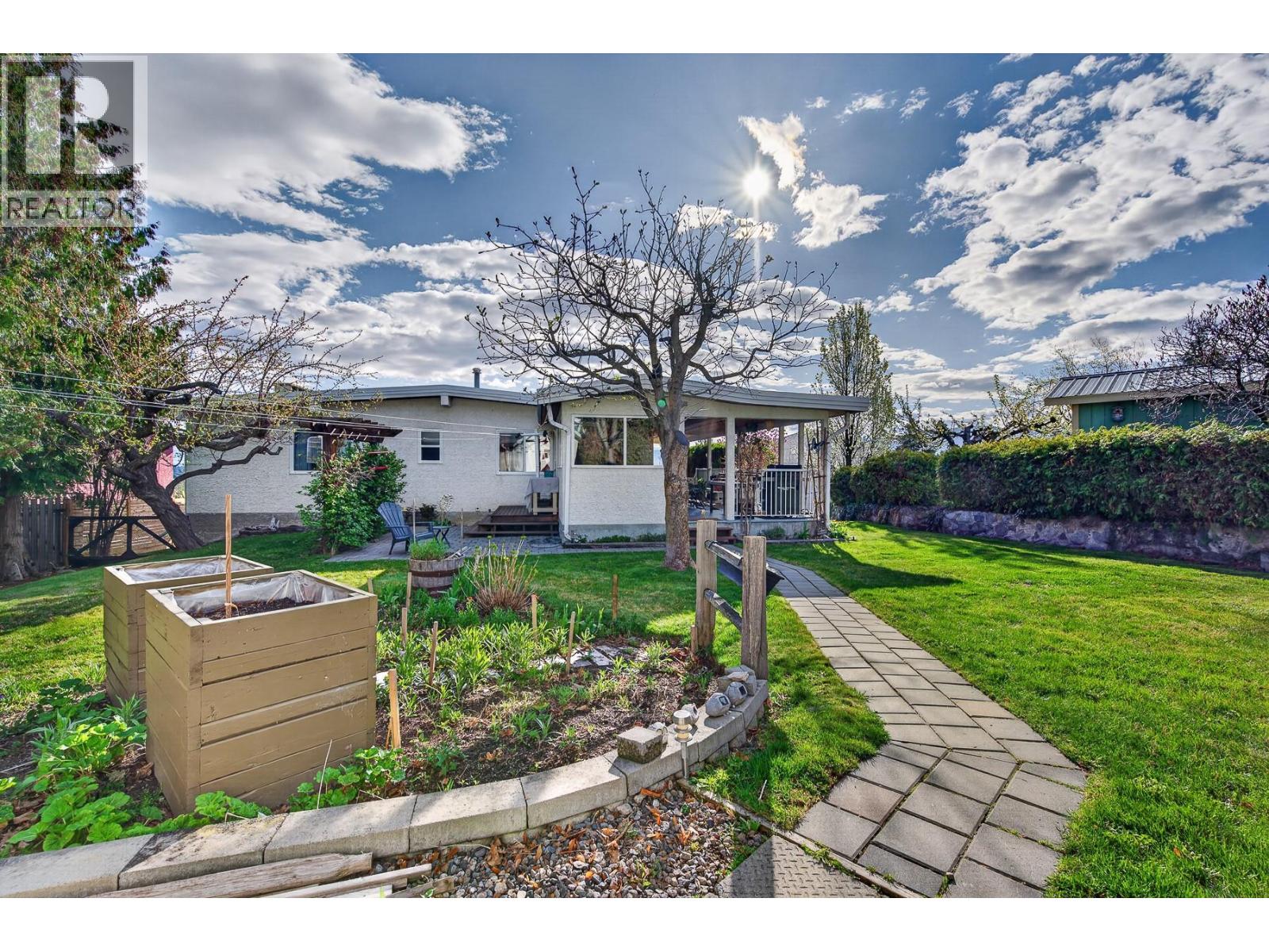 3716 Salloum Road, West Kelowna, British Columbia  V4T 1E5 - Photo 62 - 10391579