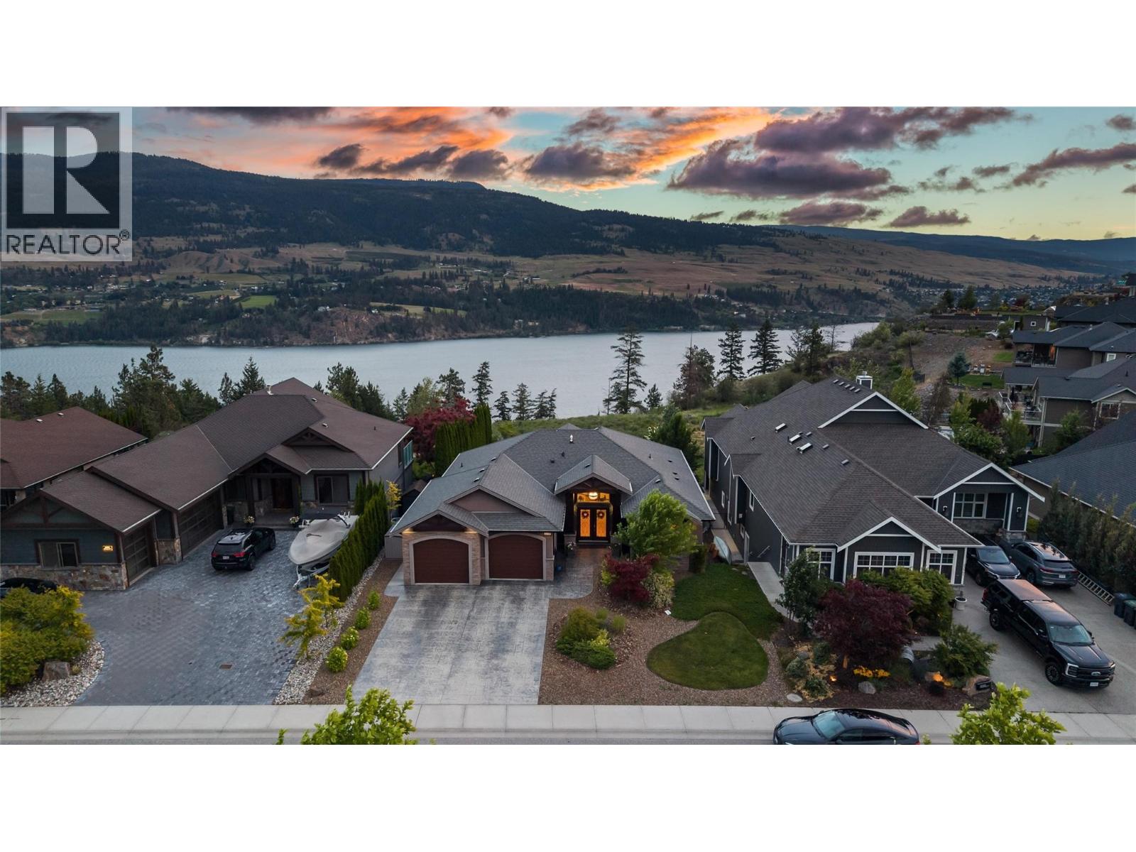 12977 East Ridge Drive, Lake Country, British Columbia  V4V 2R2 - Photo 2 - 10391571