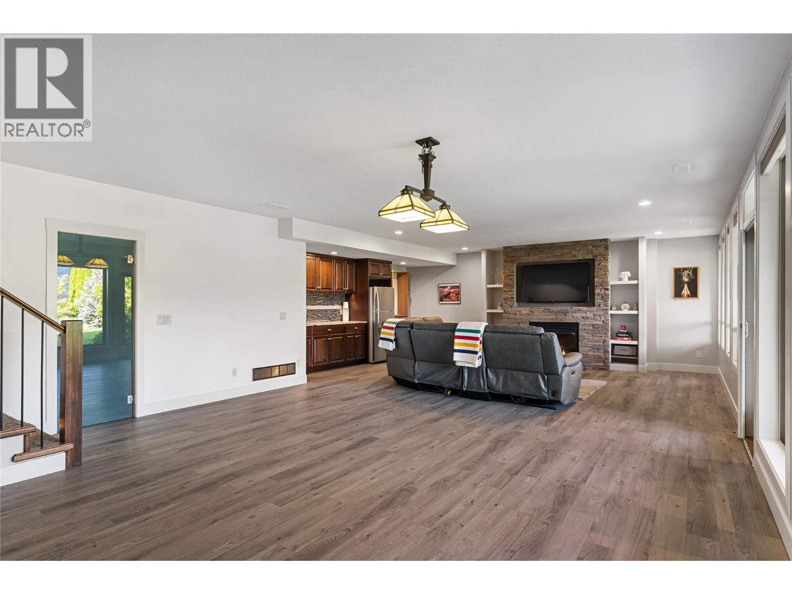 12977 East Ridge Drive, Lake Country, British Columbia  V4V 2R2 - Photo 34 - 10391571