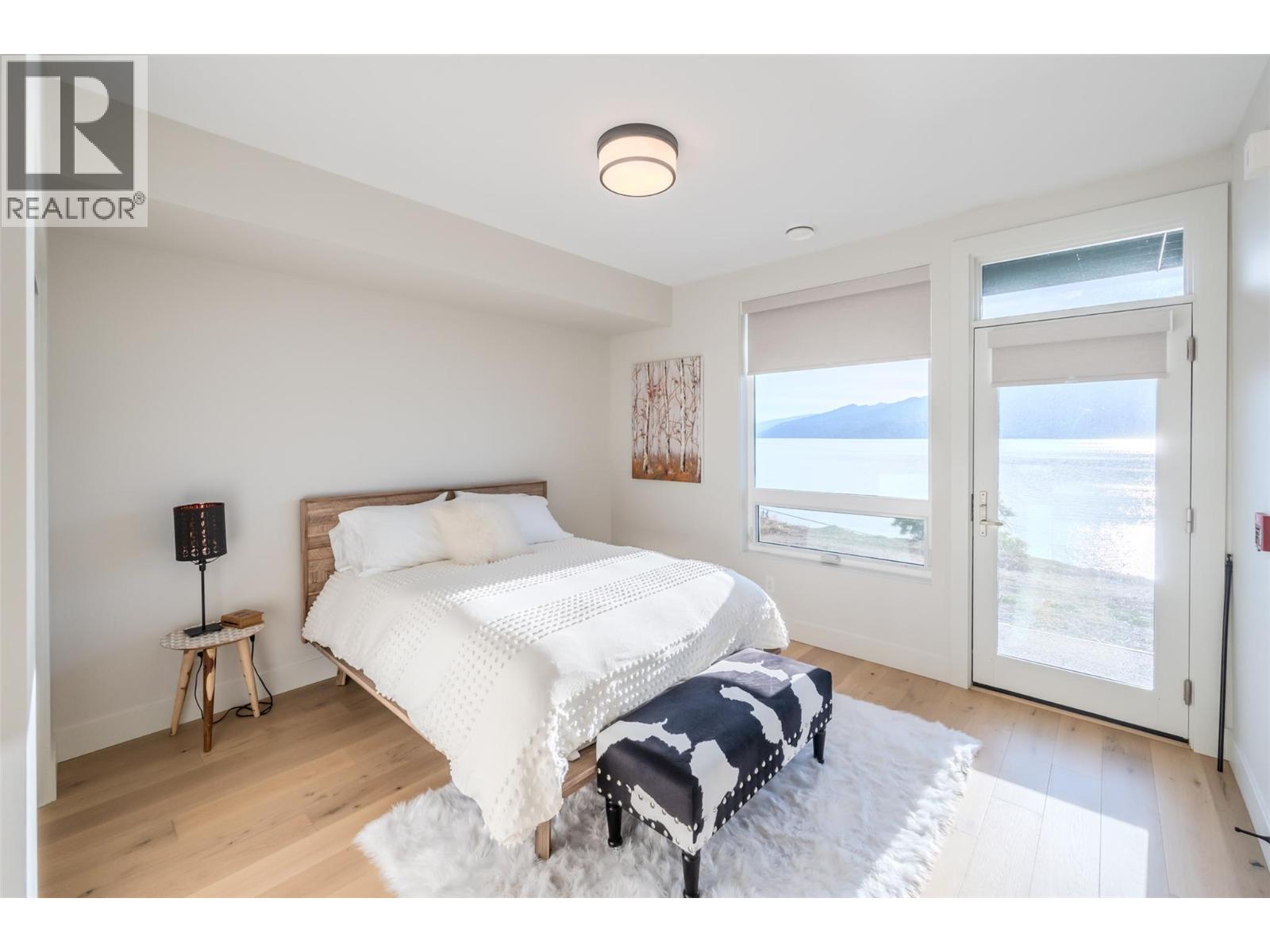 6007 Princess Street, Peachland, British Columbia  V0H 1X7 - Photo 15 - 10391574