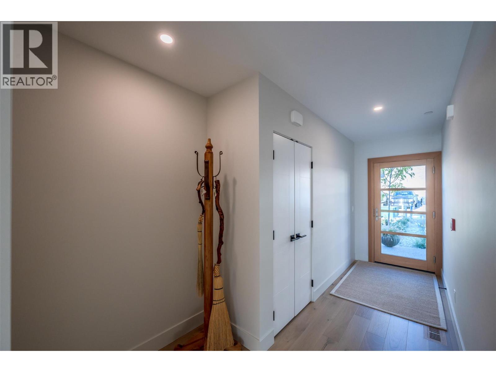 6007 Princess Street, Peachland, British Columbia  V0H 1X7 - Photo 17 - 10391574