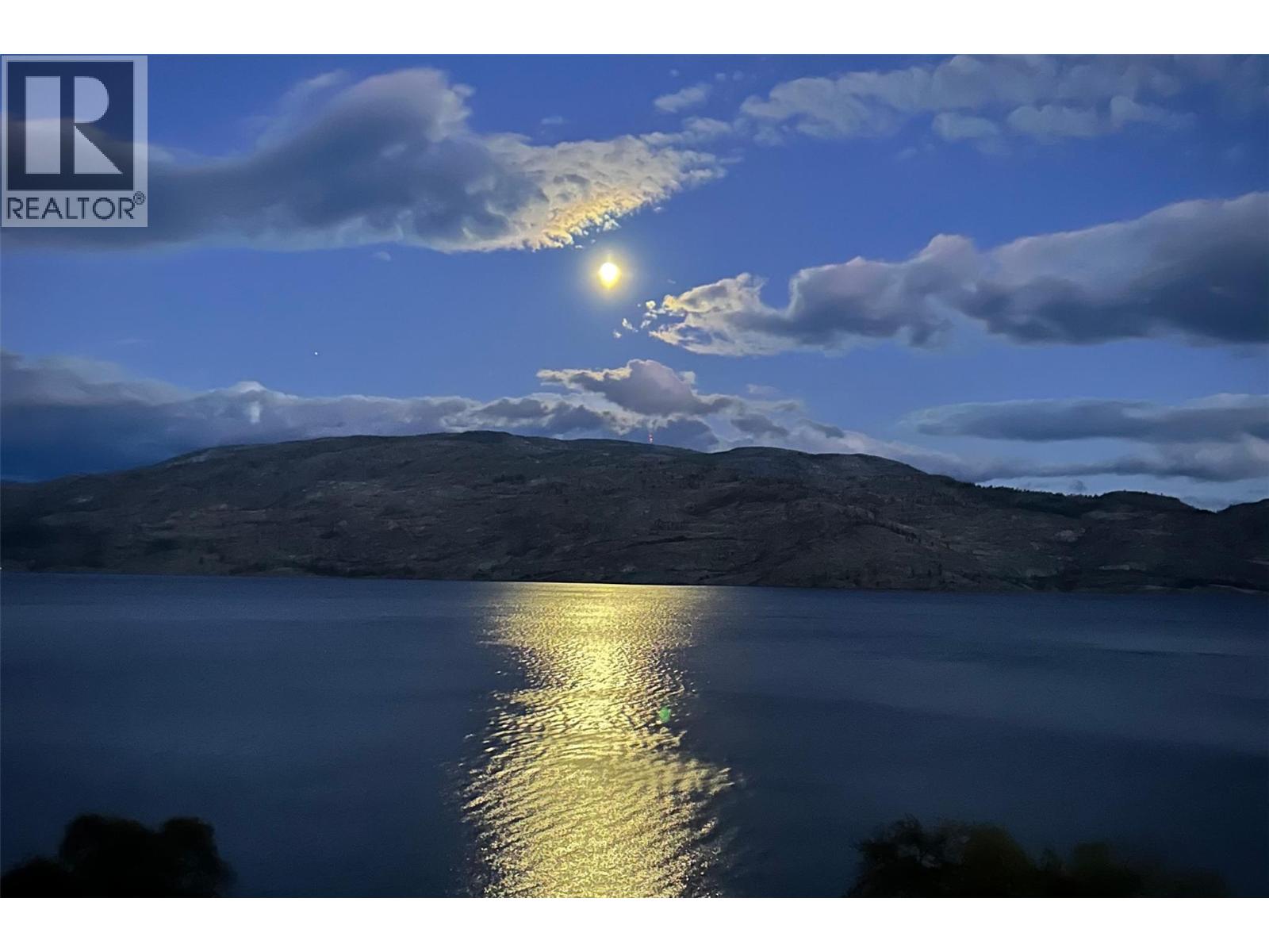 6007 Princess Street, Peachland, British Columbia  V0H 1X7 - Photo 28 - 10391574
