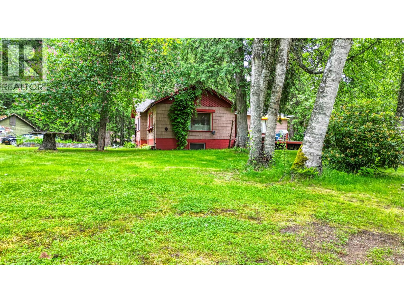 7022 Highway 3a, Balfour, British Columbia  V1L 6R9 - Photo 14 - 10387069