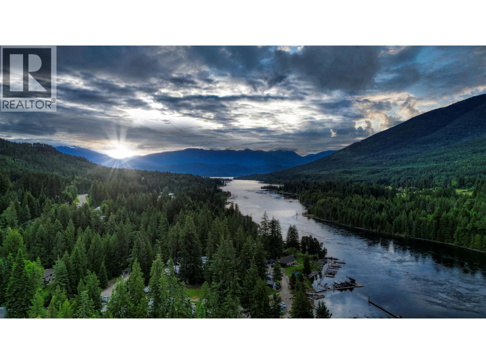 7022 Highway 3a, Balfour, British Columbia  V1L 6R9 - Photo 6 - 10387069