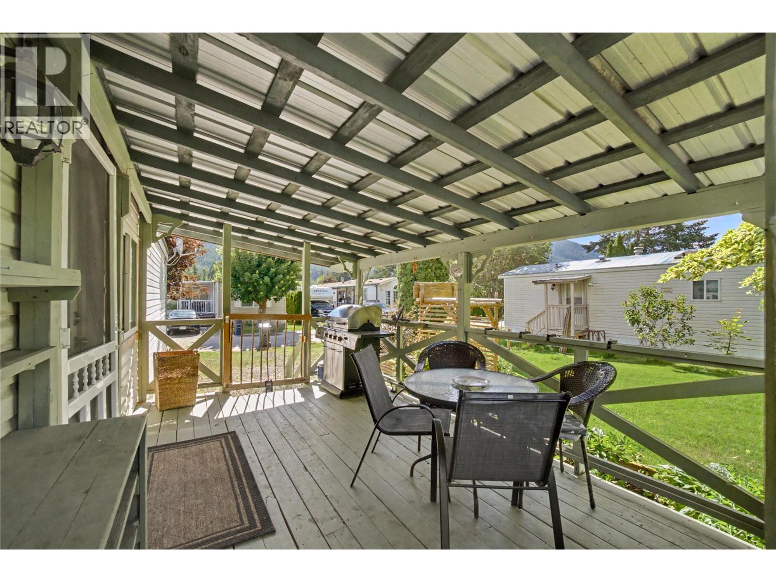 2930 Brown Road Unit# 23, Salmon Arm, British Columbia  V1E 4M1 - Photo 1 - 10389804