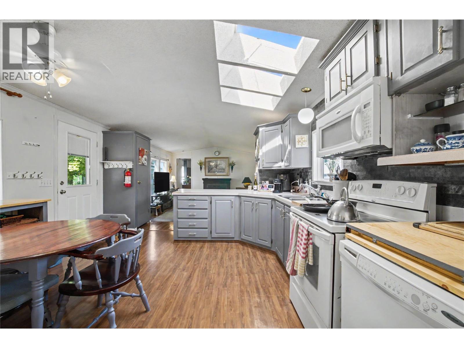 2930 Brown Road Unit# 23, Salmon Arm, British Columbia  V1E 4M1 - Photo 22 - 10389804