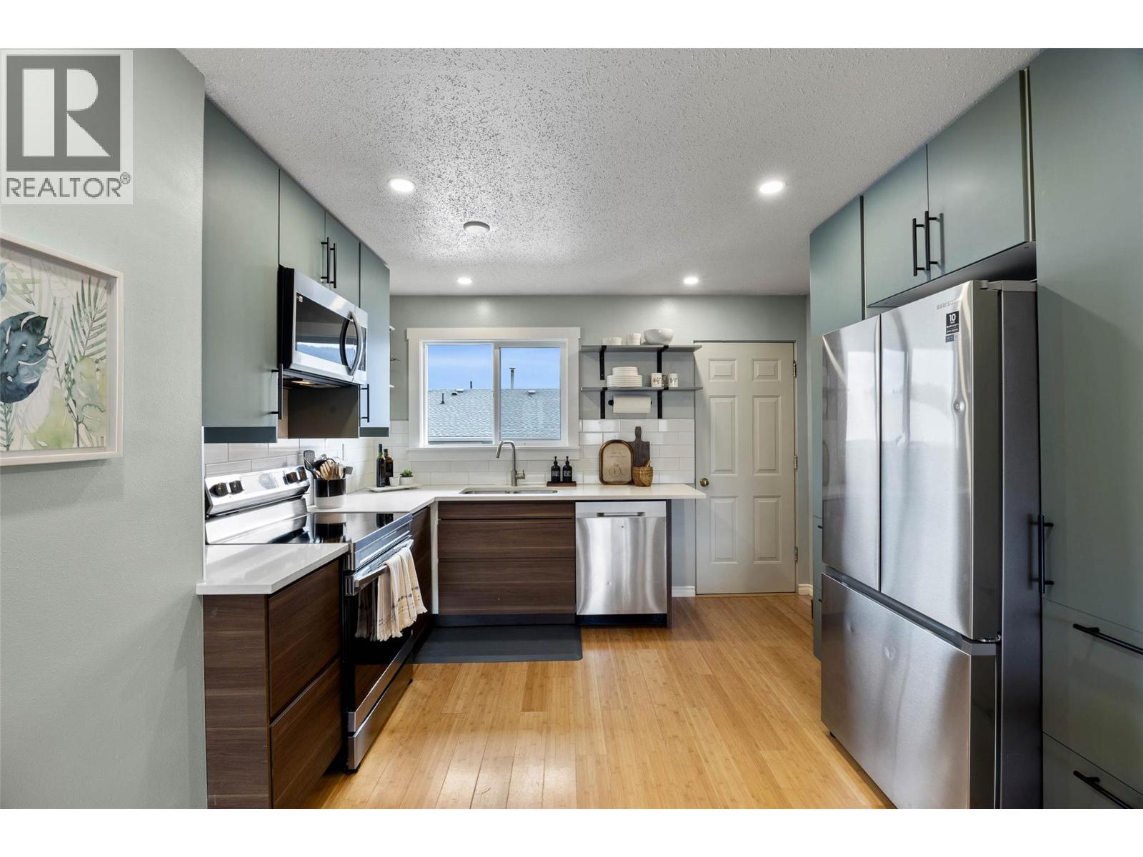 800 Valhalla Drive Unit# 47, Kamloops, British Columbia  V2B 1R8 - Photo 3 - 10391578