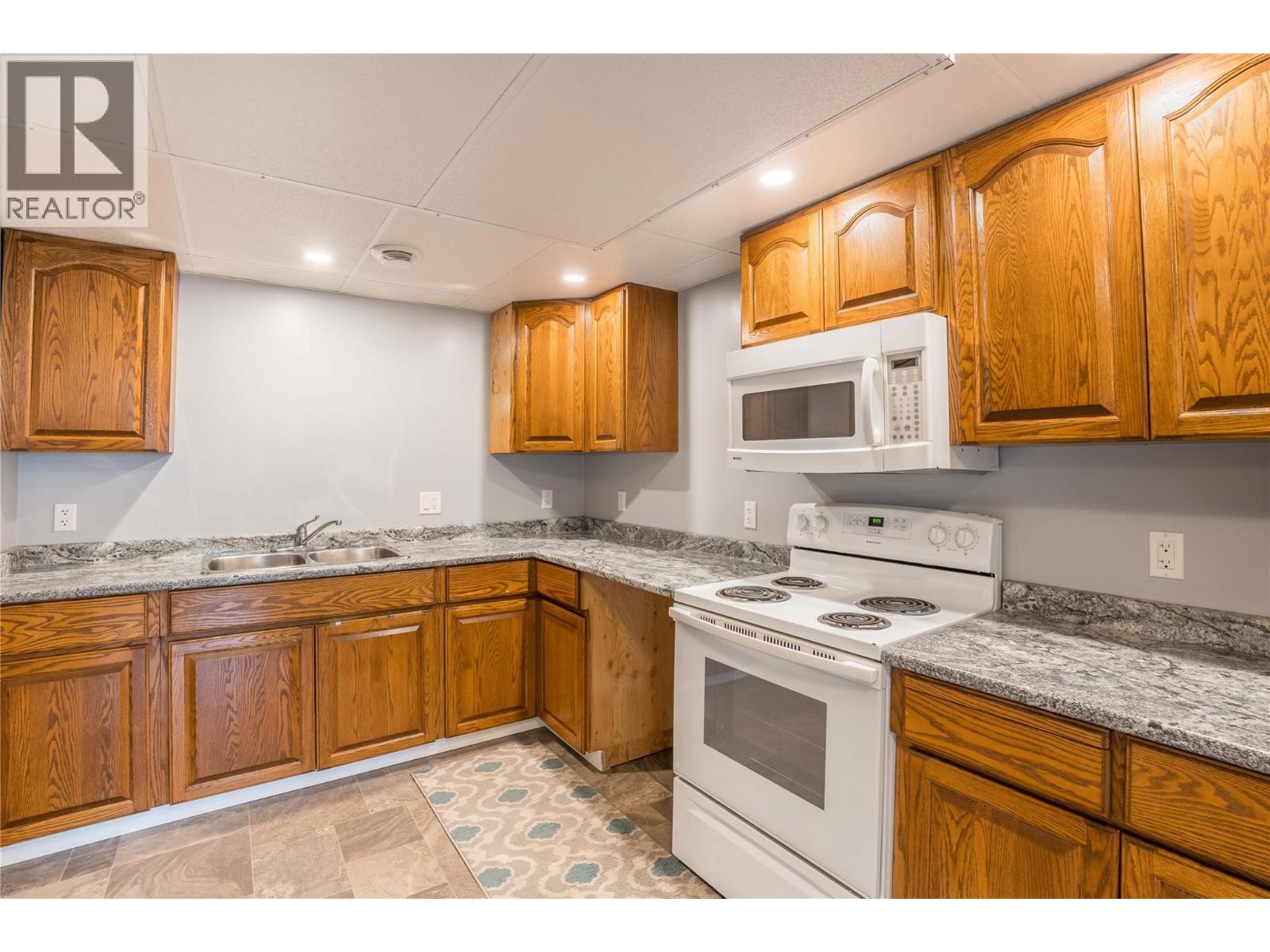 12595 Taylor Place, Summerland, British Columbia  V0H 1Z8 - Photo 35 - 10391455