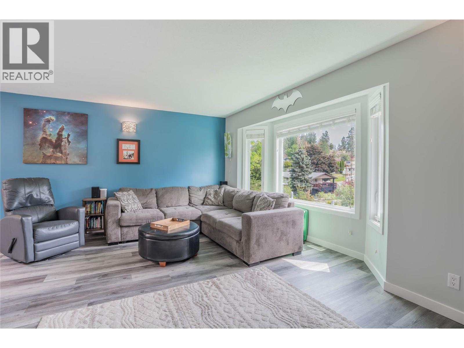 12595 Taylor Place, Summerland, British Columbia  V0H 1Z8 - Photo 6 - 10391455