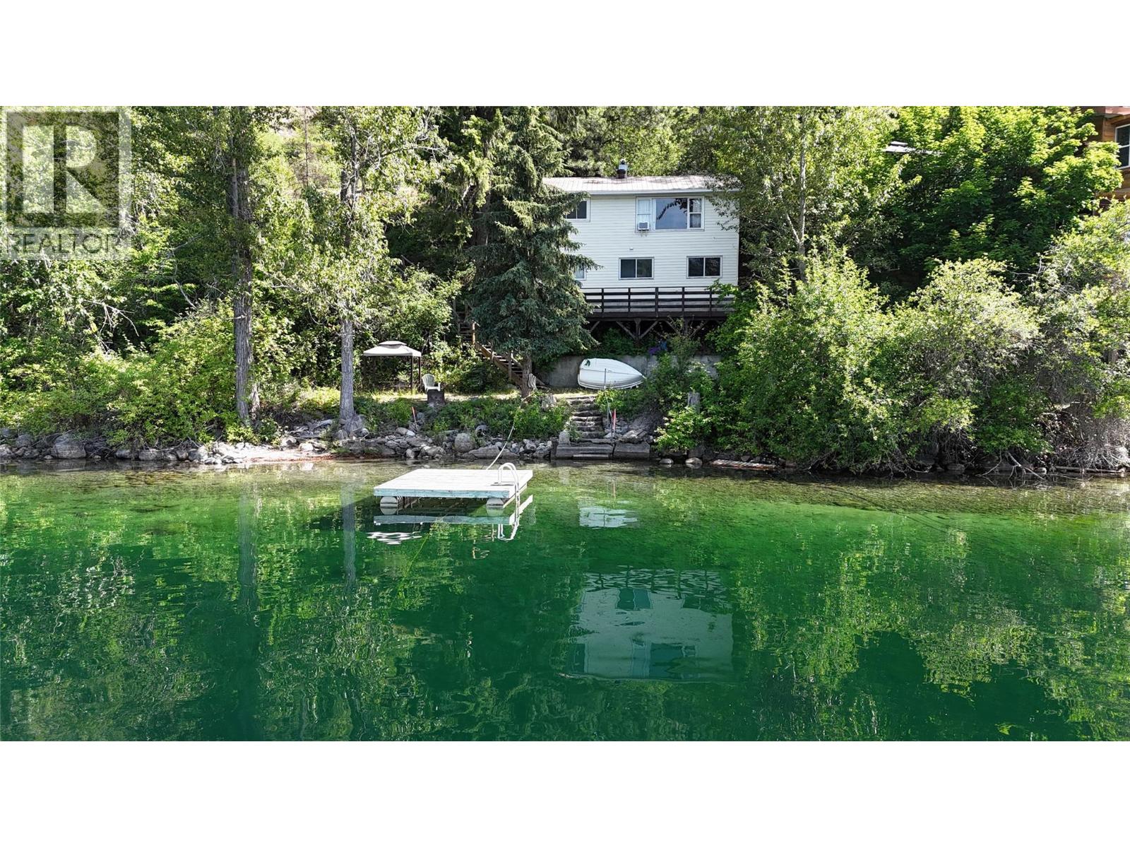 163 Brown Road, Christina Lake, British Columbia  V0H 1E2 - Photo 1 - 10391433