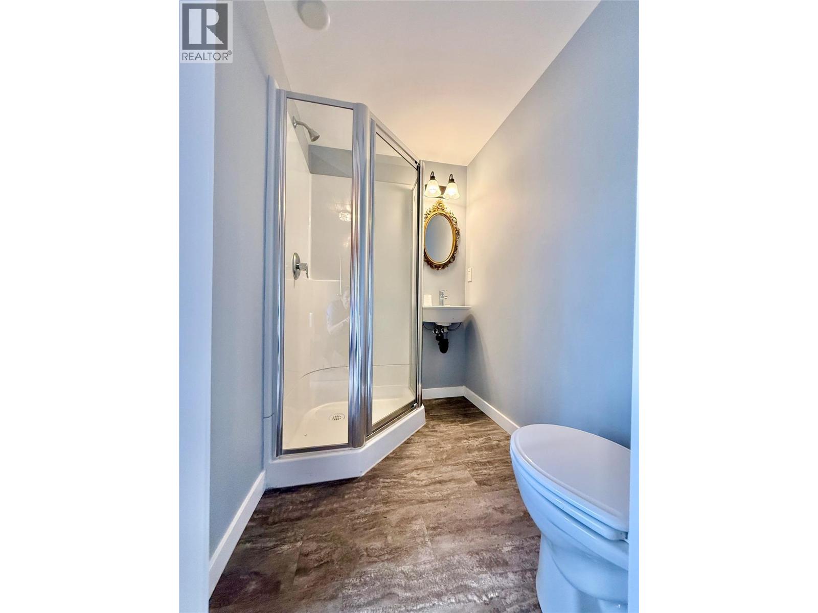 163 Brown Road, Christina Lake, British Columbia  V0H 1E2 - Photo 17 - 10391433