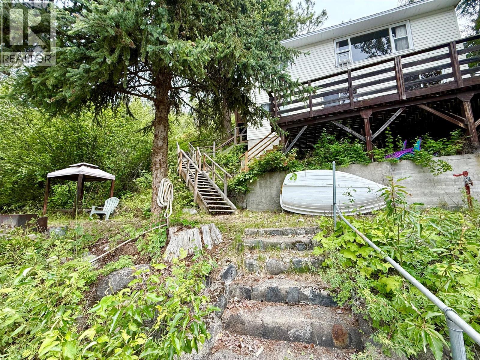163 Brown Road, Christina Lake, British Columbia  V0H 1E2 - Photo 27 - 10391433