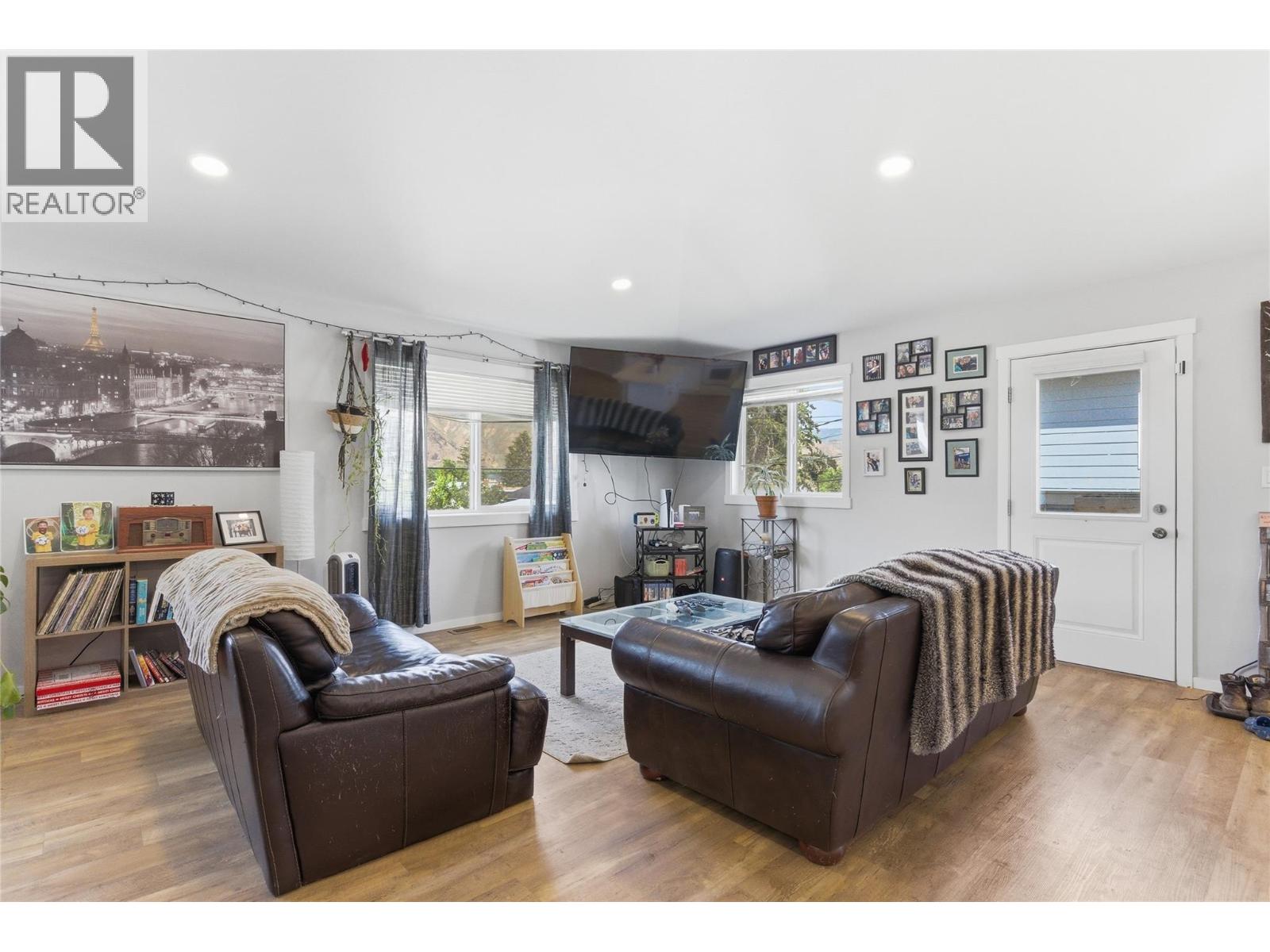 2611 Greenfield Avenue, Kamloops, British Columbia  V2B 4P9 - Photo 13 - 10391463