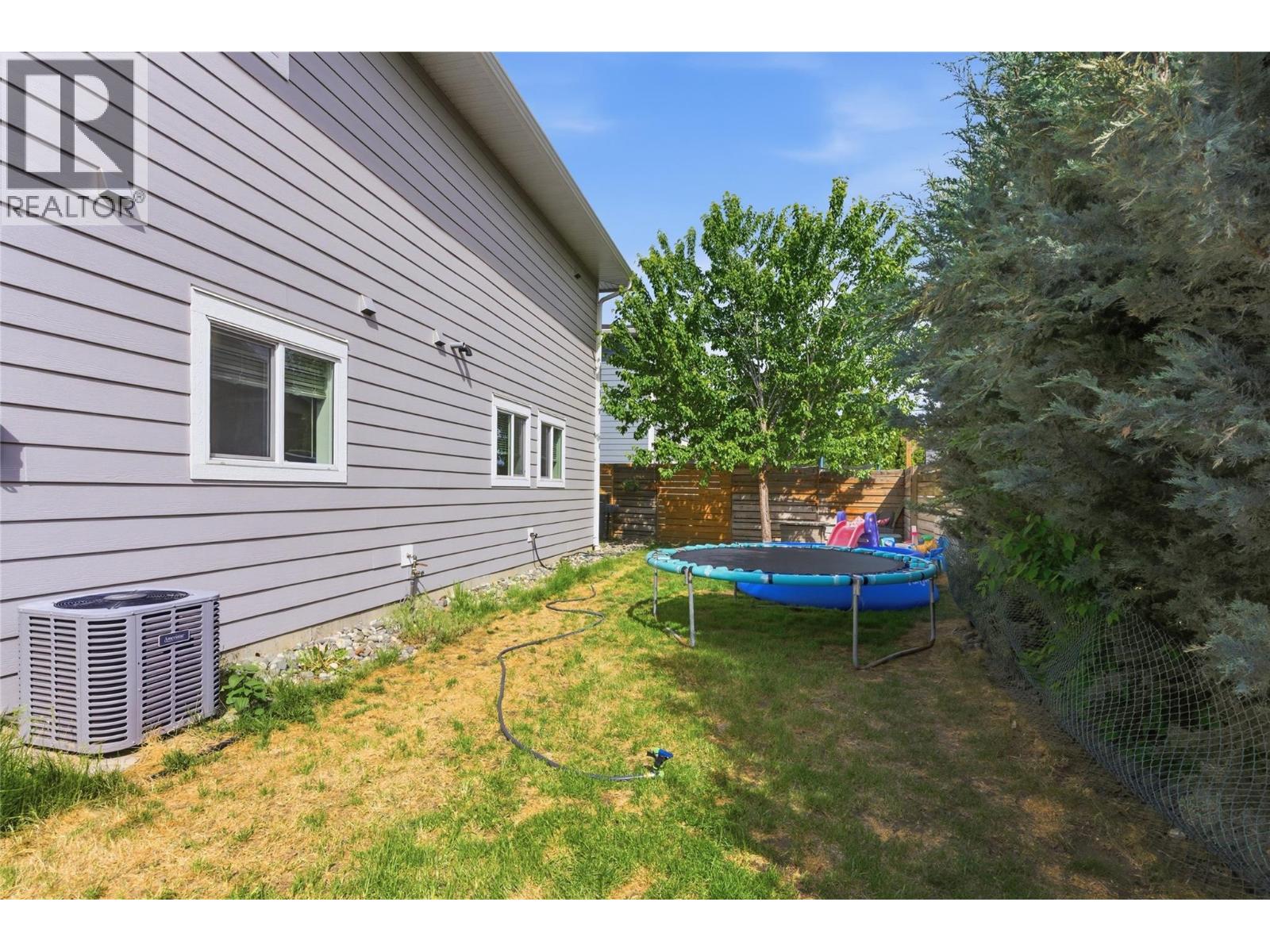 2611 Greenfield Avenue, Kamloops, British Columbia  V2B 4P9 - Photo 30 - 10391463