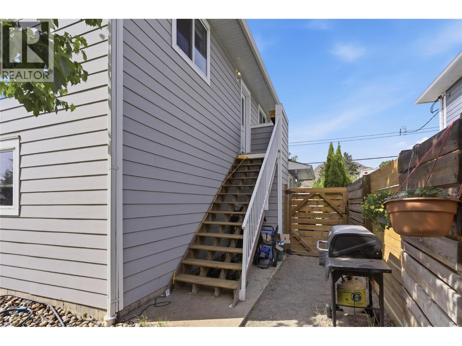2611 Greenfield Avenue, Kamloops, British Columbia  V2B 4P9 - Photo 31 - 10391463